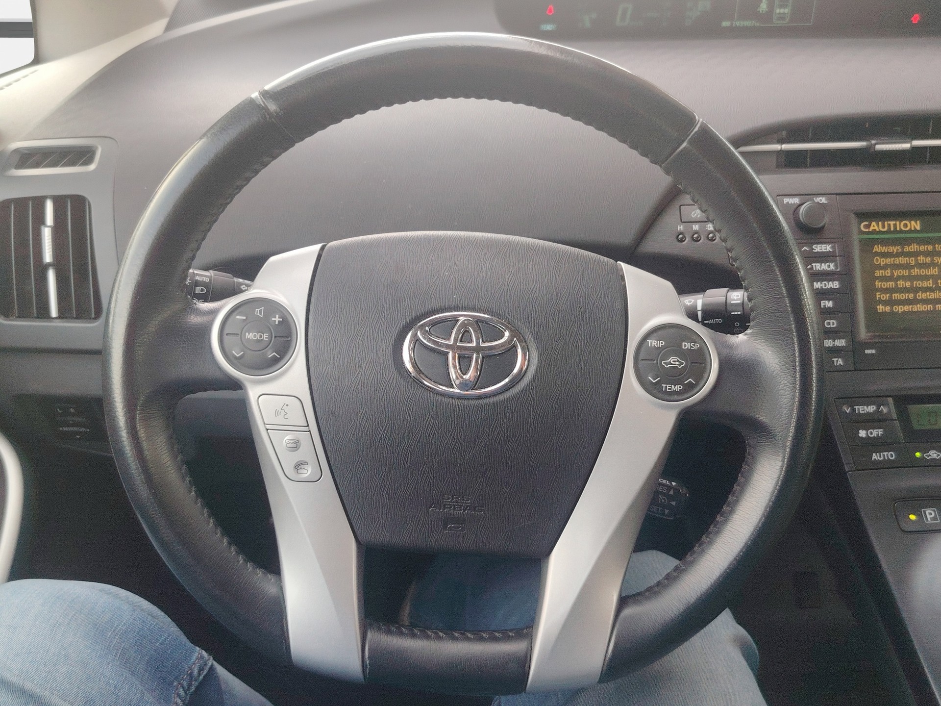 TOYOTA Prius 1.8 16V HSD Sol-image-9
