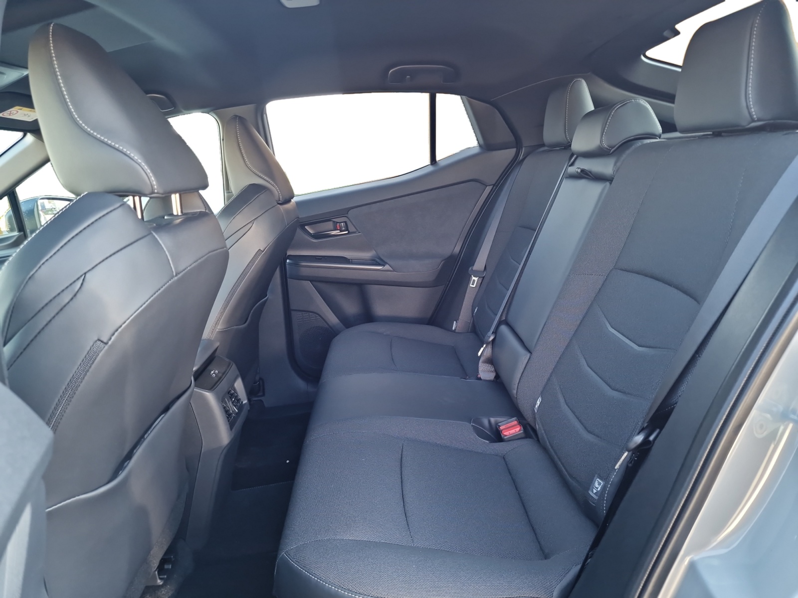 TOYOTA C-HR+ 77 kWh Style FWD Reichweite 607 km-image-24