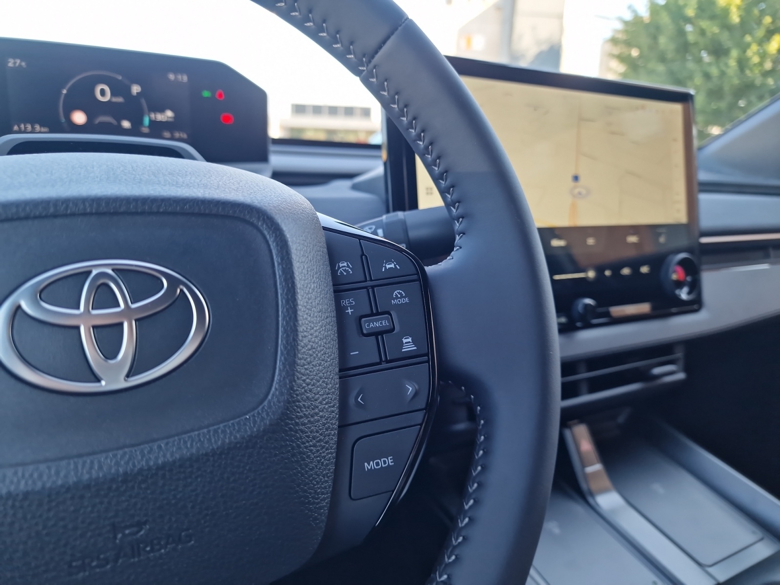 TOYOTA C-HR+ 77 kWh Style FWD Reichweite 607 km-image-15