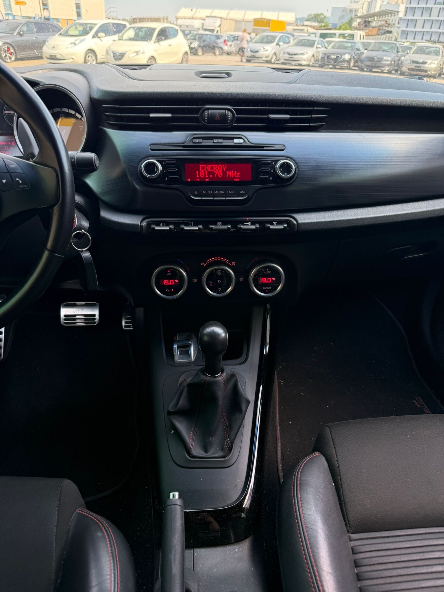 ALFA ROMEO Giulietta 1.4 MultiAir Veloce TCT-image-13