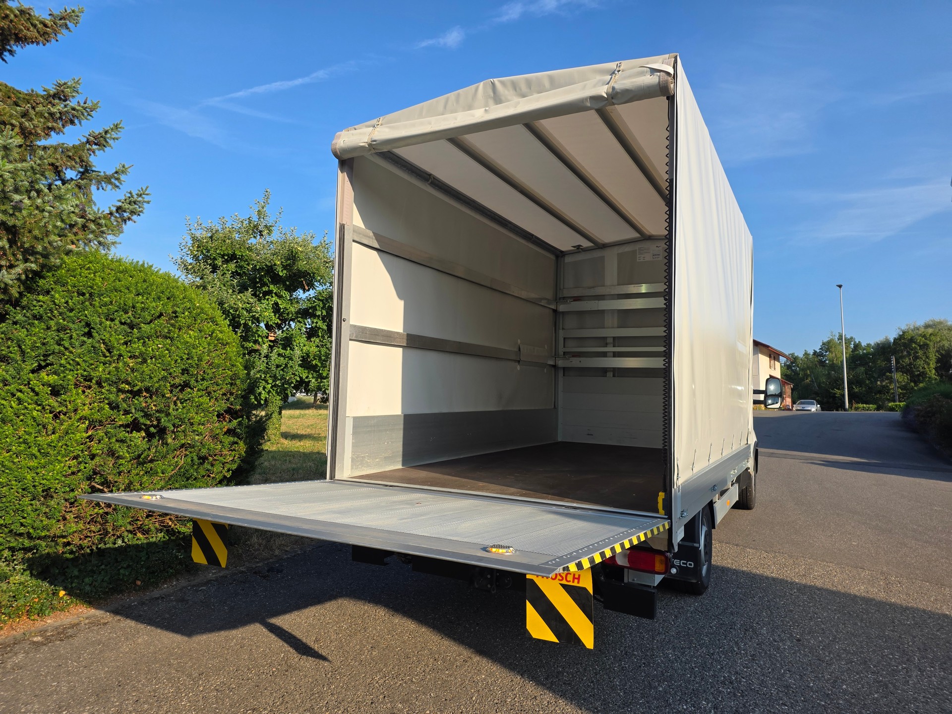 IVECO 38S14E-image-9