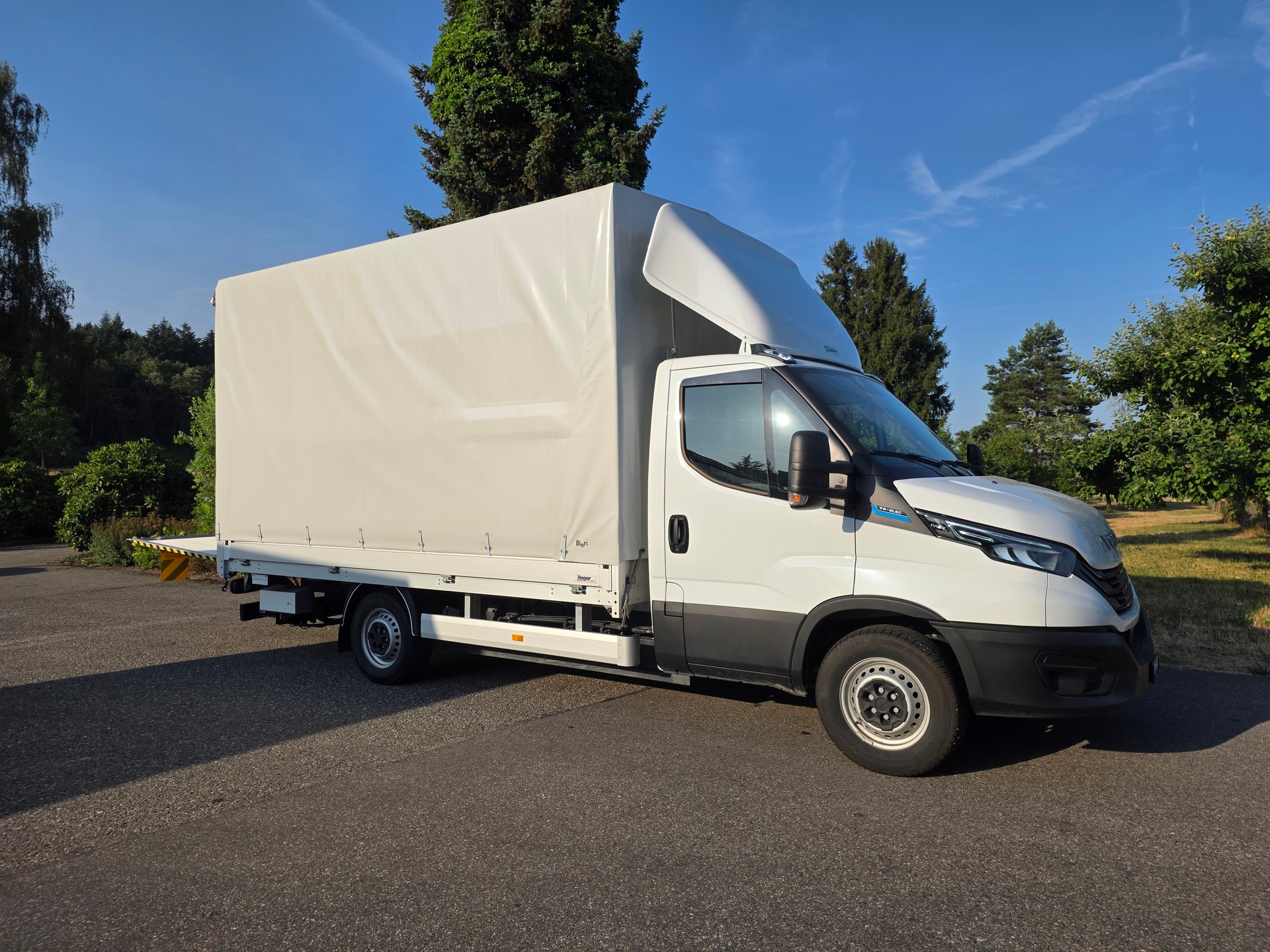 IVECO 38S14E-image-12