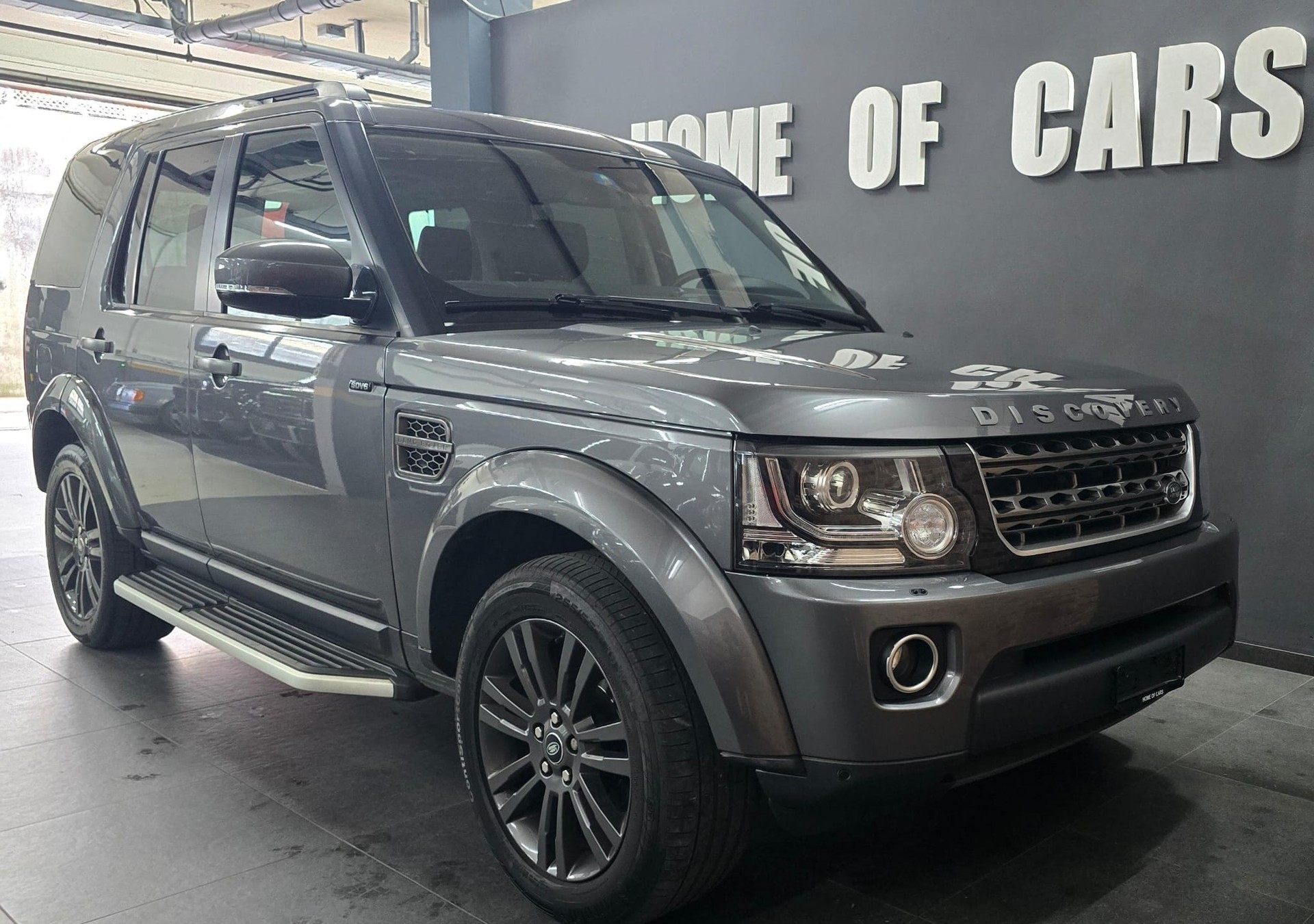 LAND ROVER Discovery 3.0 SDV6 Graphite Automatic-image-11