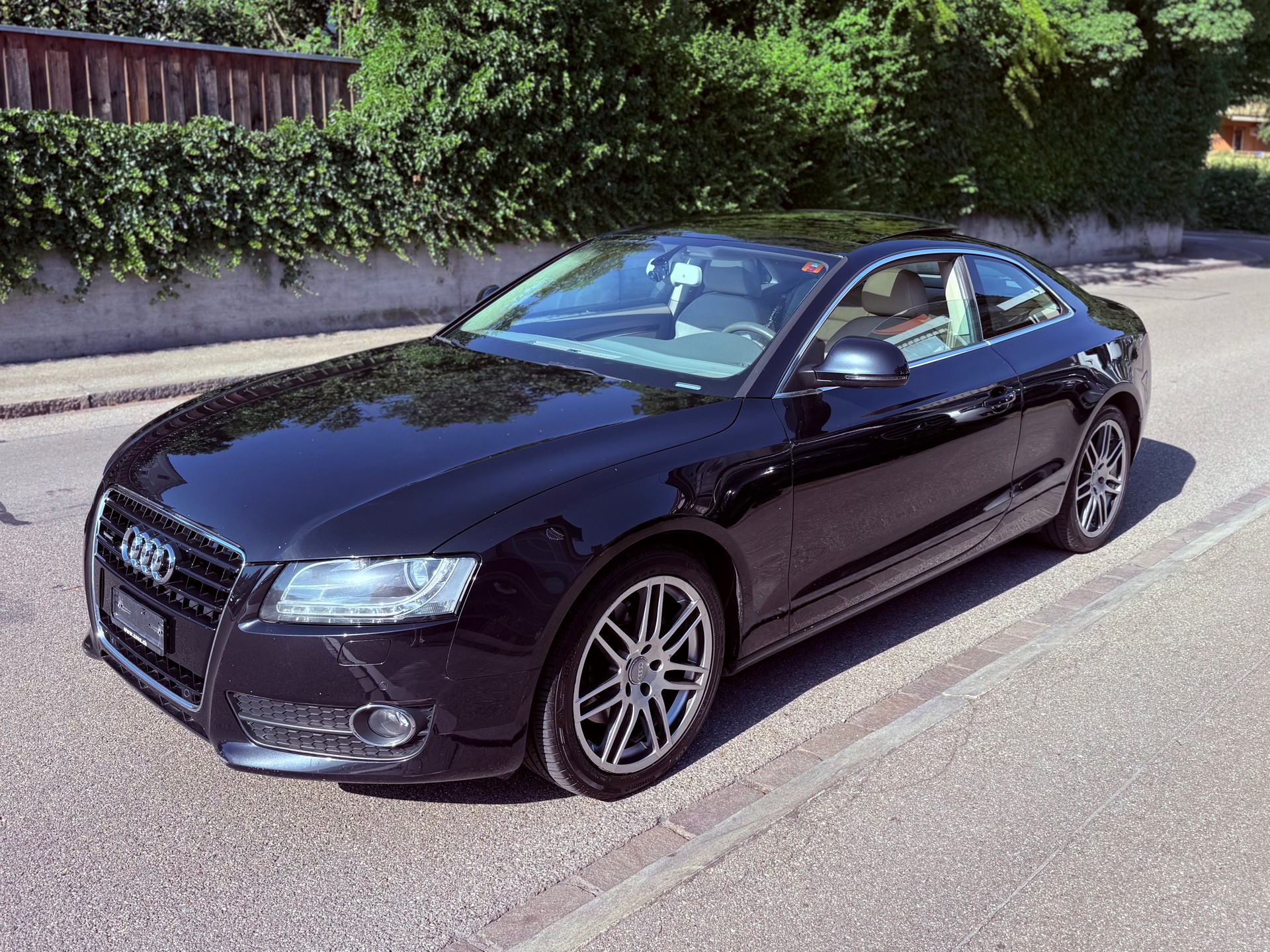 AUDI A5 Coupé 3.2 FSI quattro tiptronic-image-1