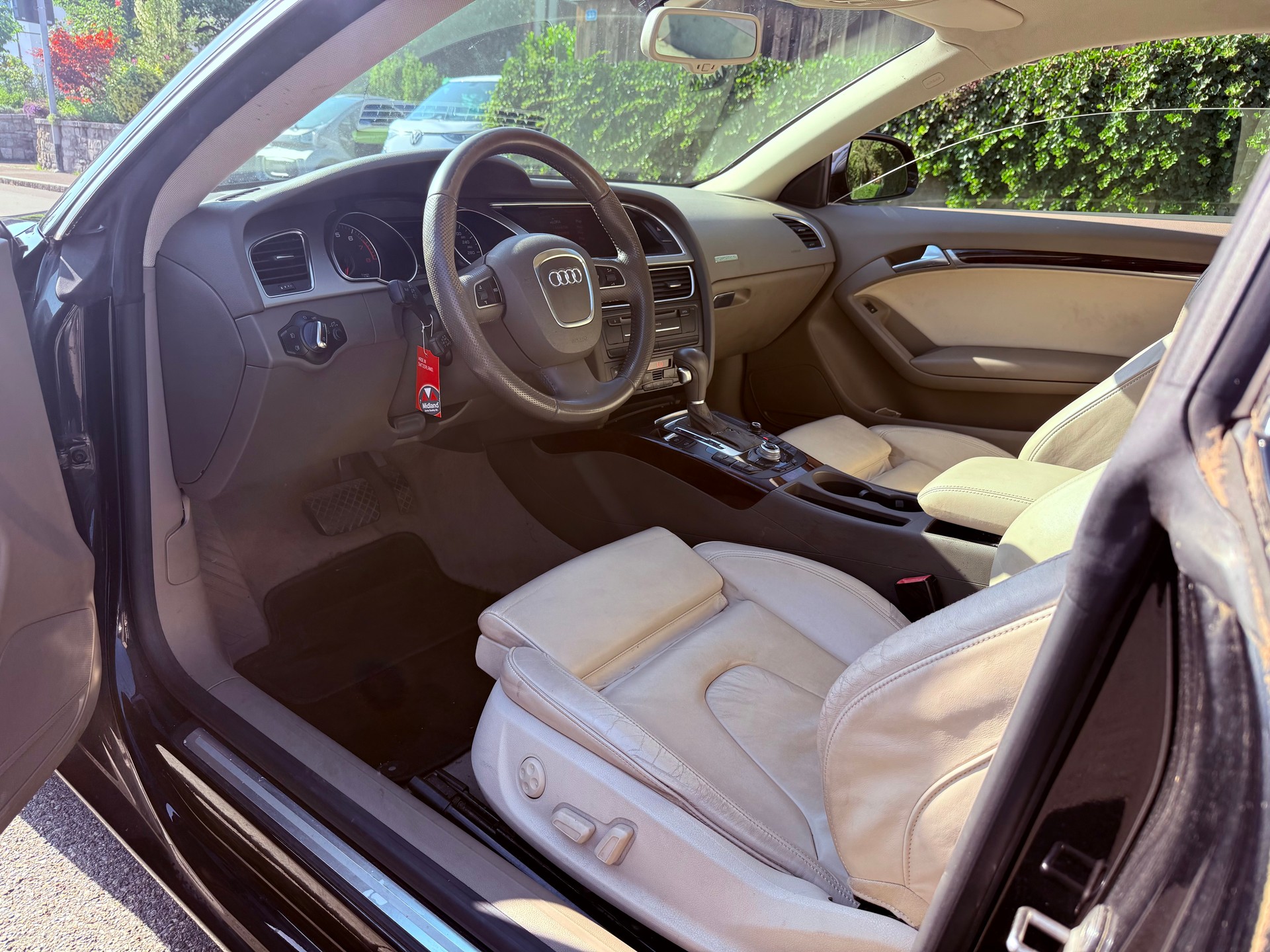 AUDI A5 Coupé 3.2 FSI quattro tiptronic-image-5