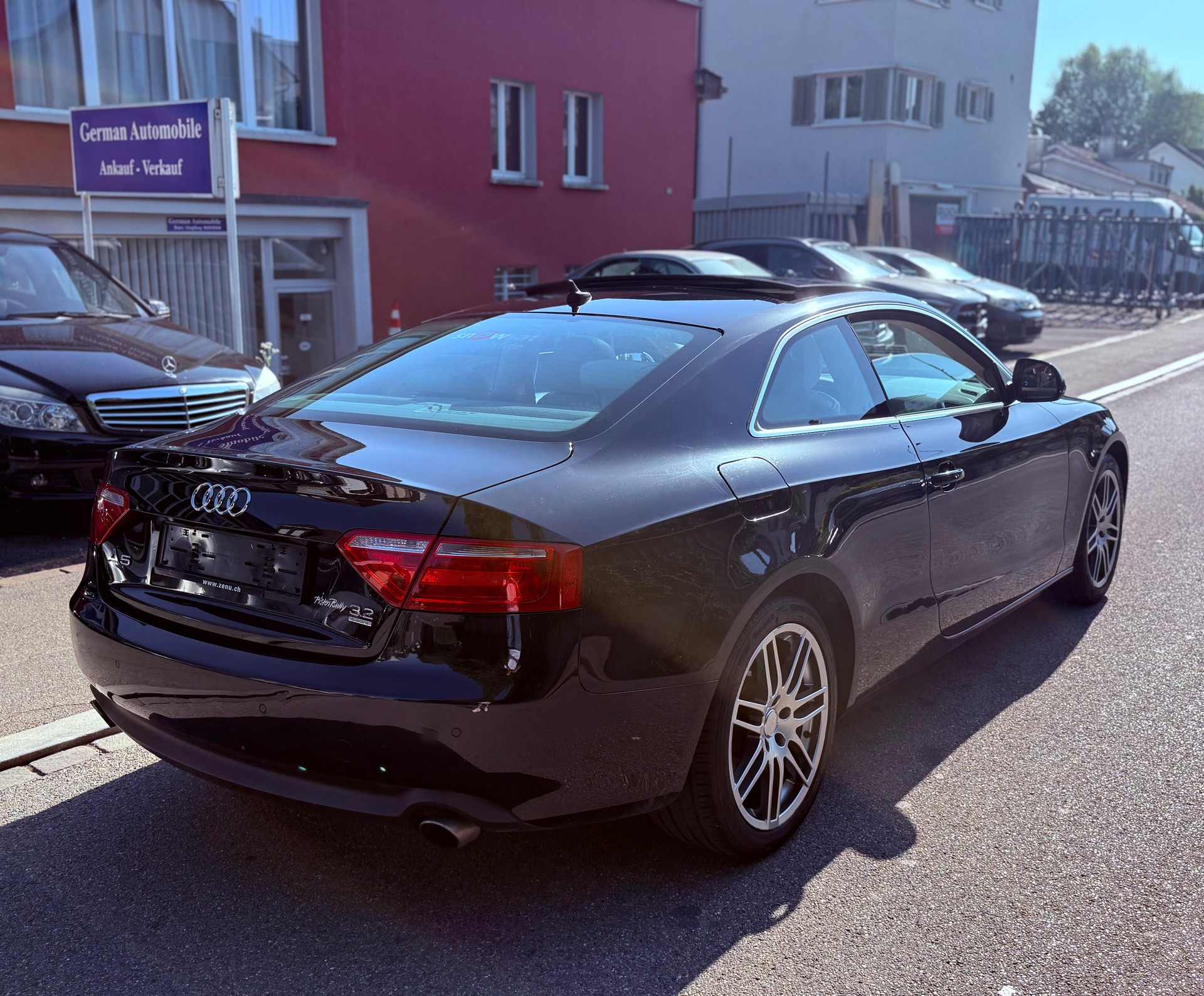 AUDI A5 Coupé 3.2 FSI quattro tiptronic-image-2
