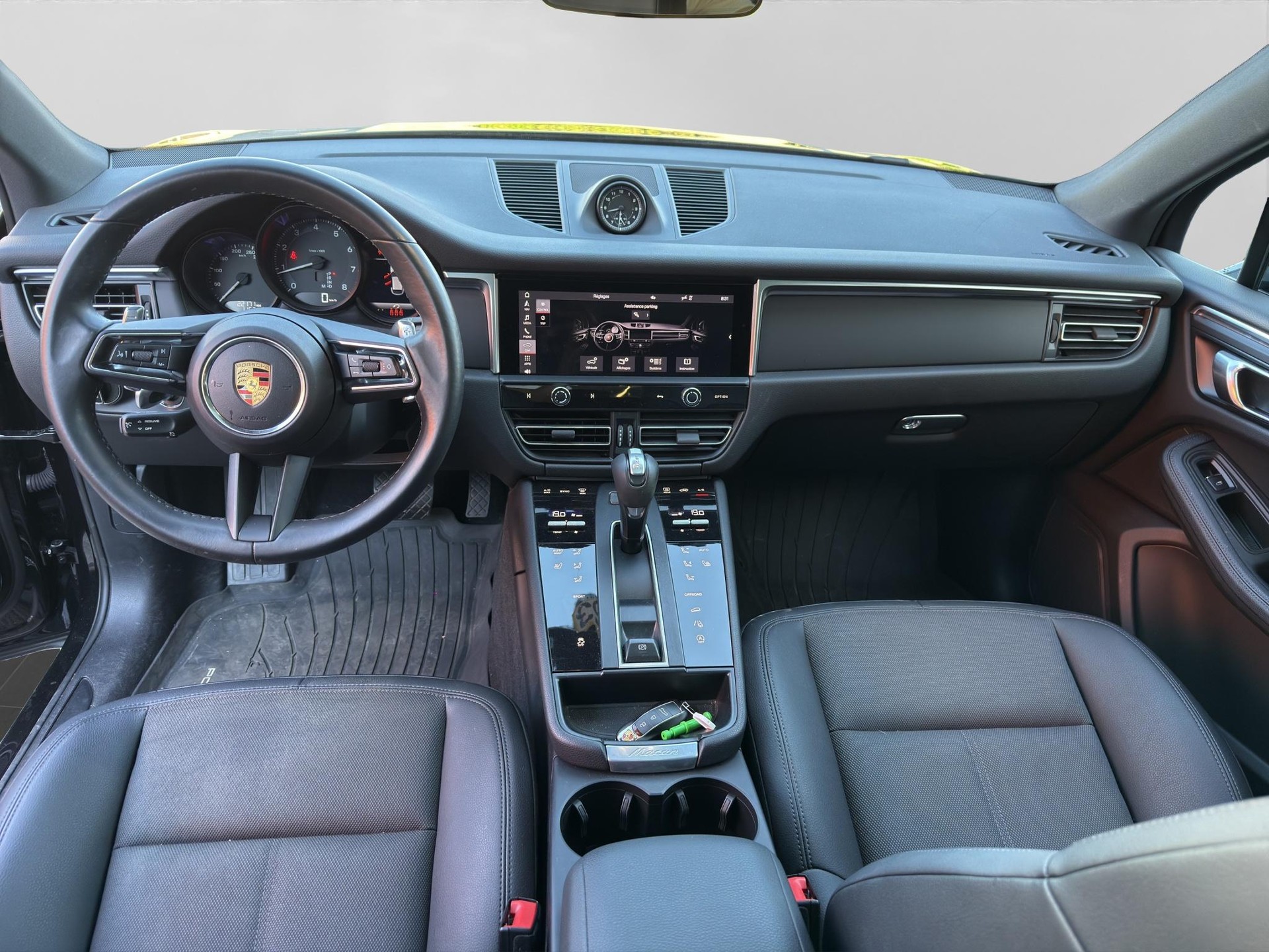 PORSCHE Macan 2.0-image-7