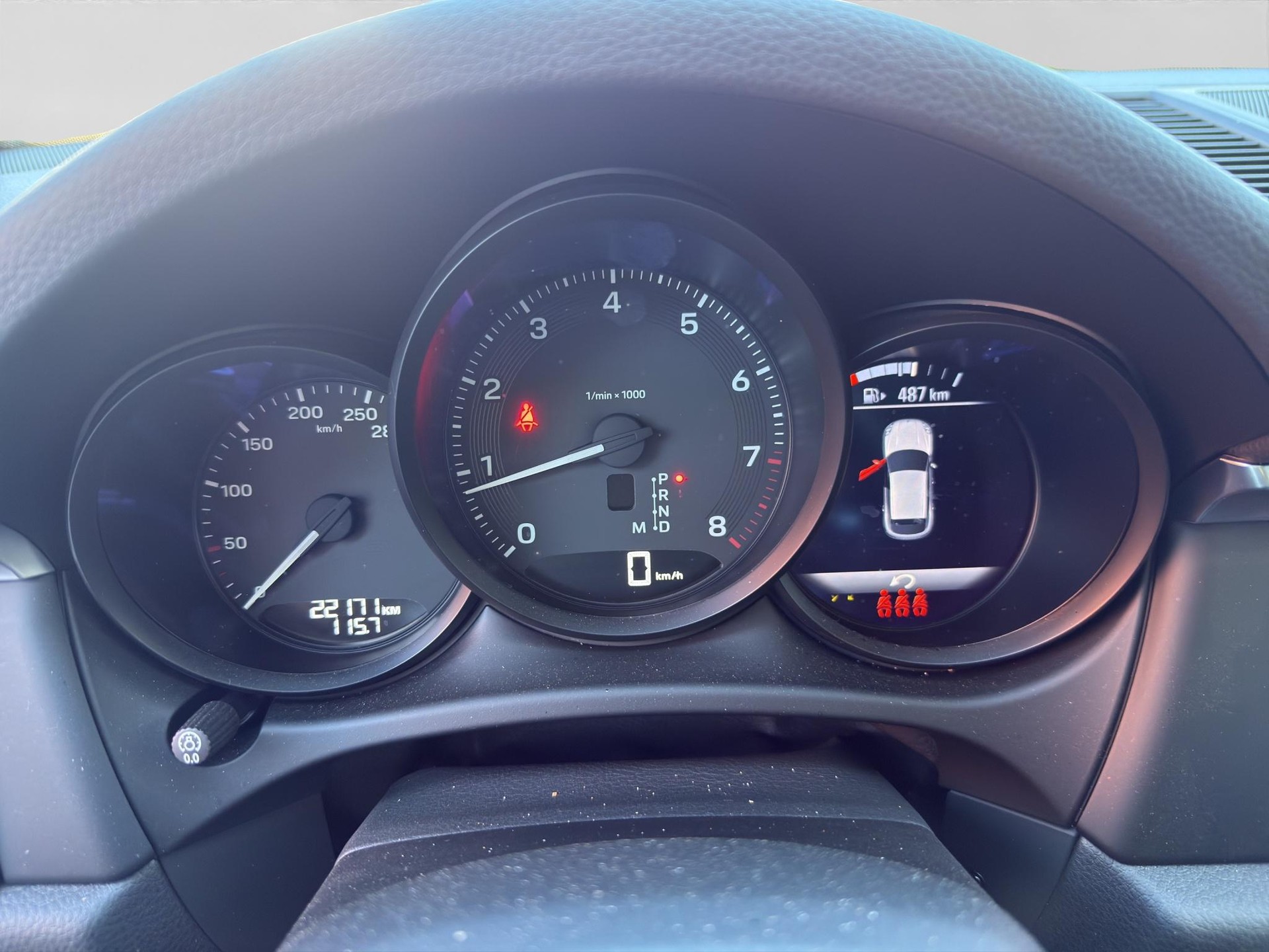 PORSCHE Macan 2.0-image-3