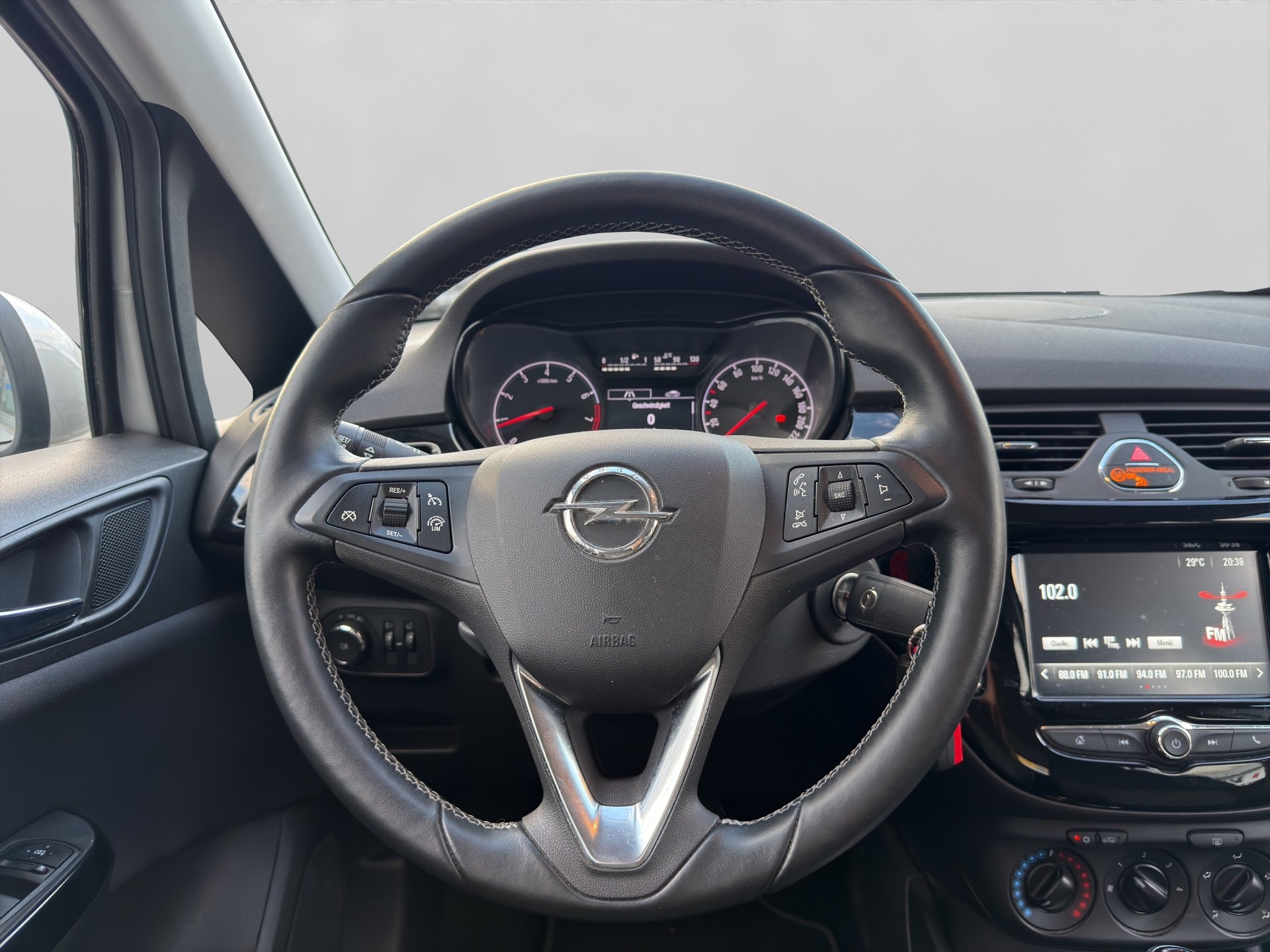 OPEL Corsa 1.4 TP Active Automatic-image-9