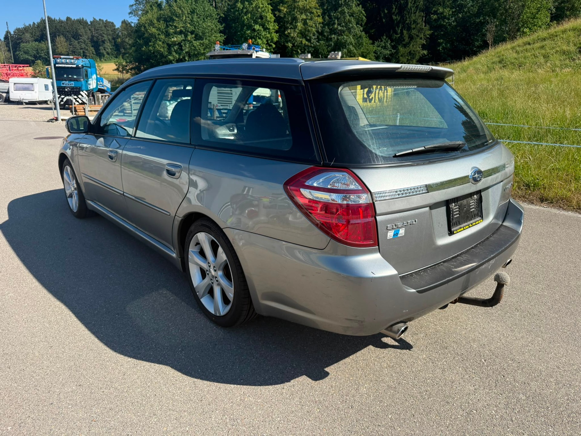 SUBARU Legacy 2.0R AWD Swiss-image-5