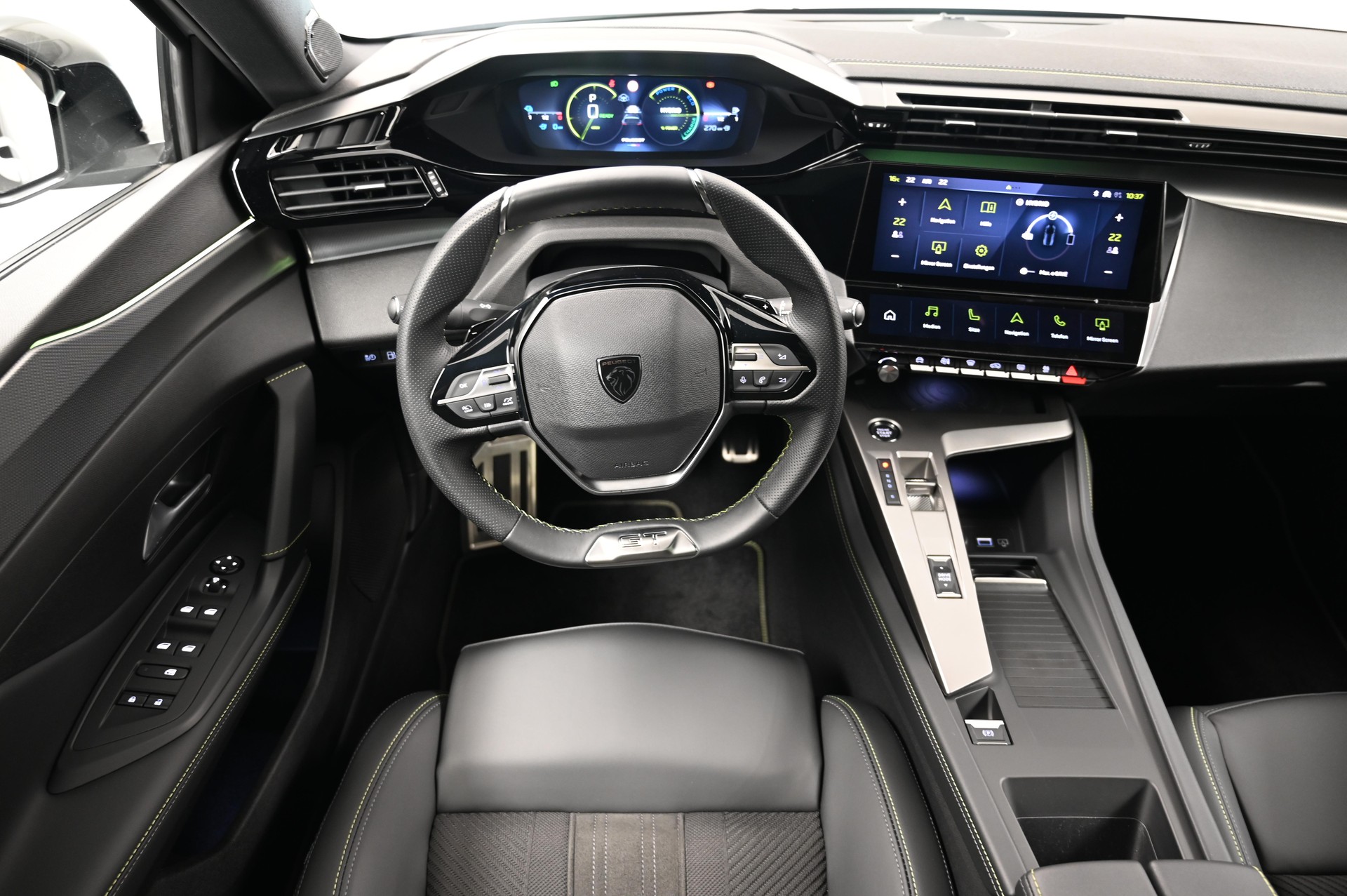 PEUGEOT 308 1.6 PHEV 225 GT-image-8
