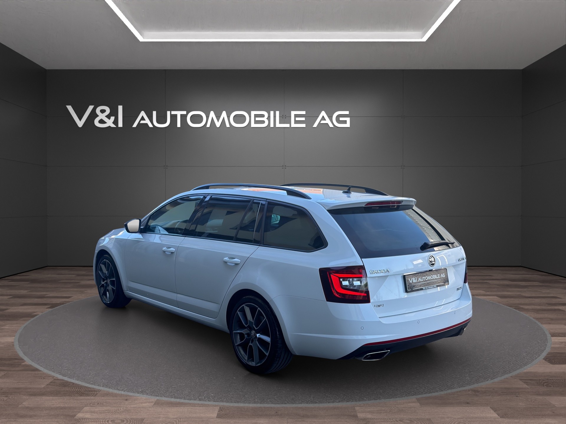 SKODA Octavia Combi 2.0 TDI RS 4x4 DSG-image-3