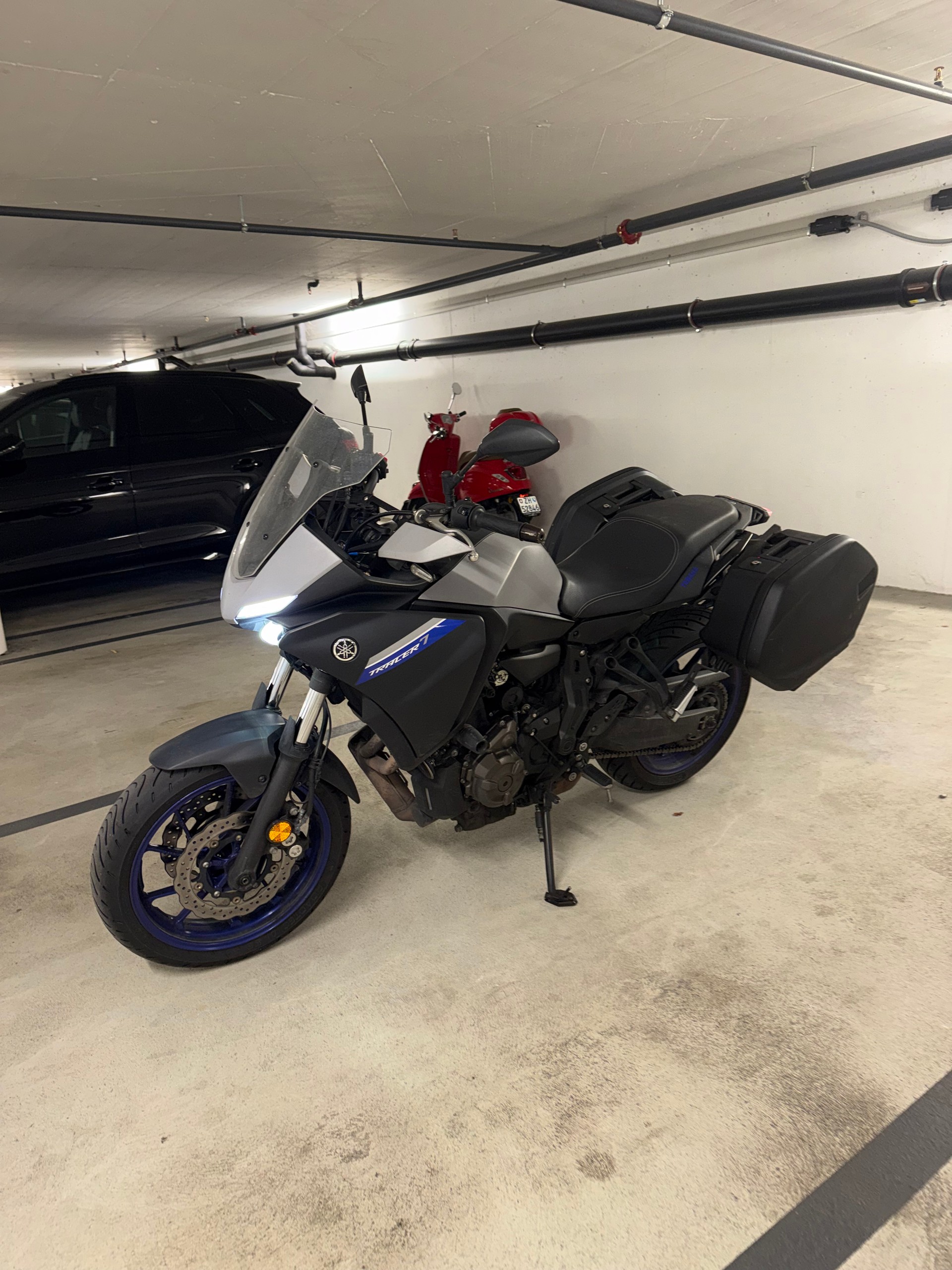 YAMAHA mit Koffer / verstellbare Scheibe-image-1