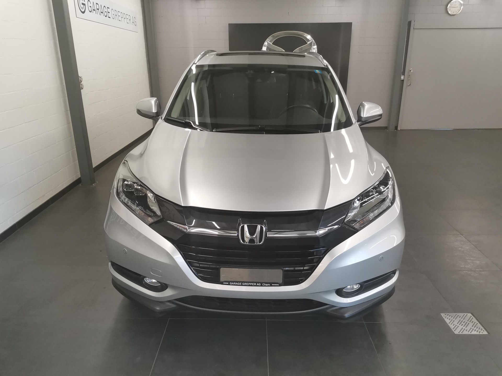 HONDA HR-V 1.5i-VTEC Executive-image-1