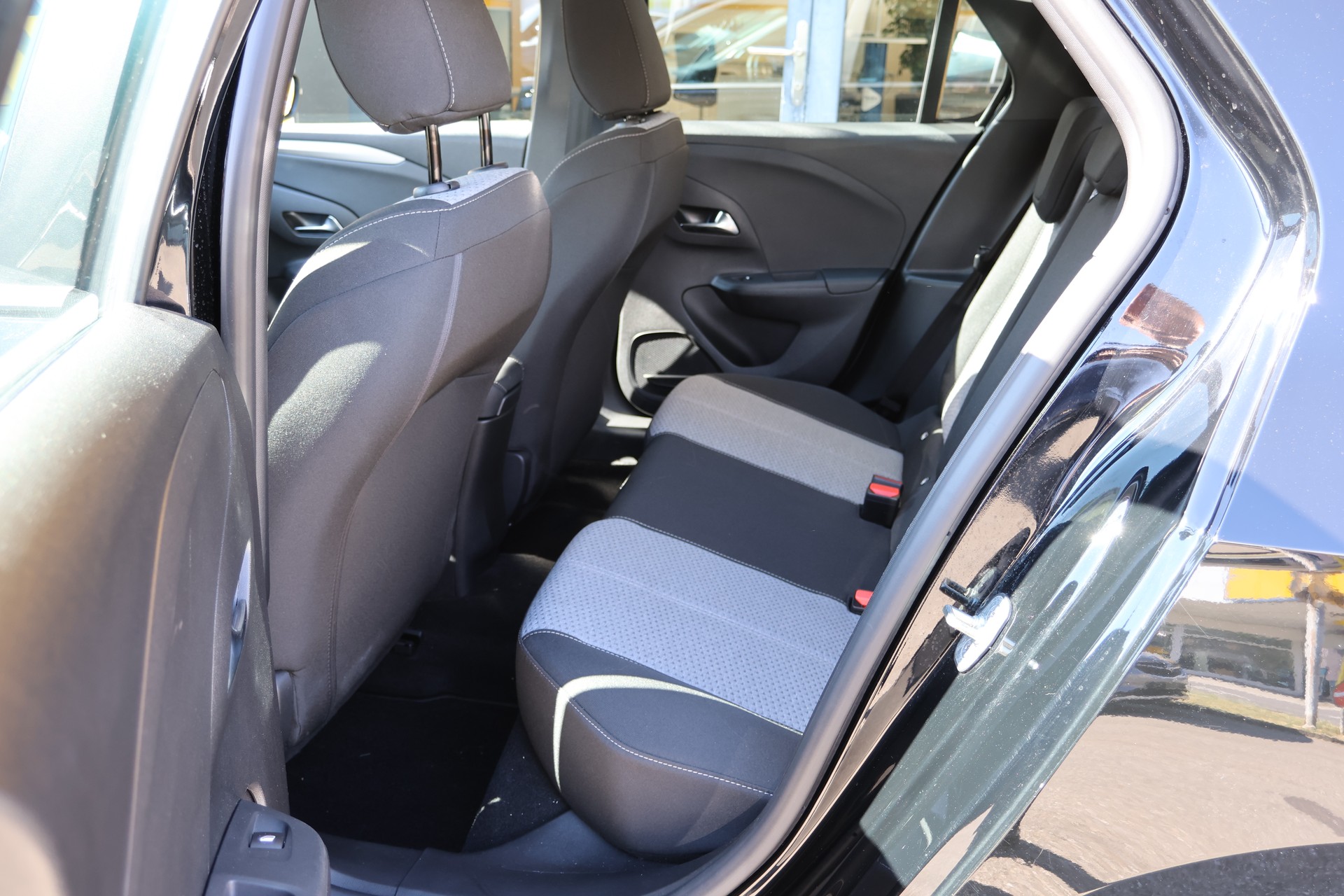 OPEL Corsa 1.2 MHEV Edition-image-10