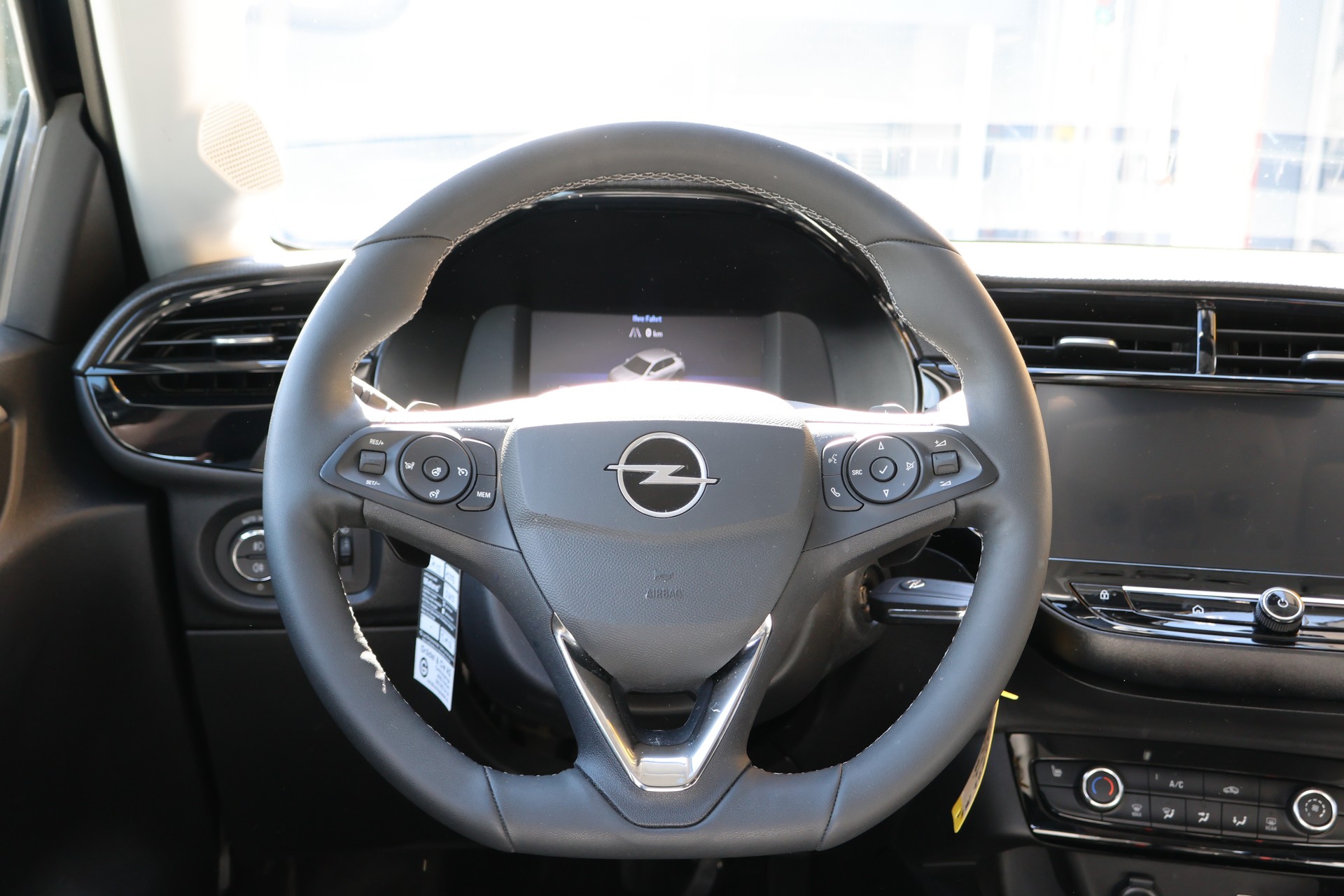 OPEL Corsa 1.2 MHEV Edition-image-5