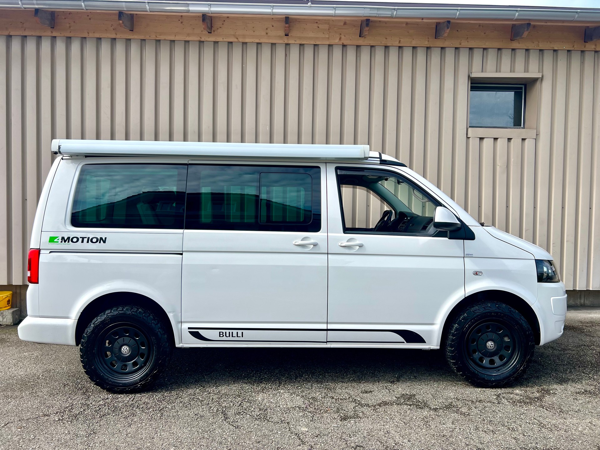 VW T5 California 2.0 TDI Beach 140 PS 4Motion 3500kg "Offroad special"-image-9