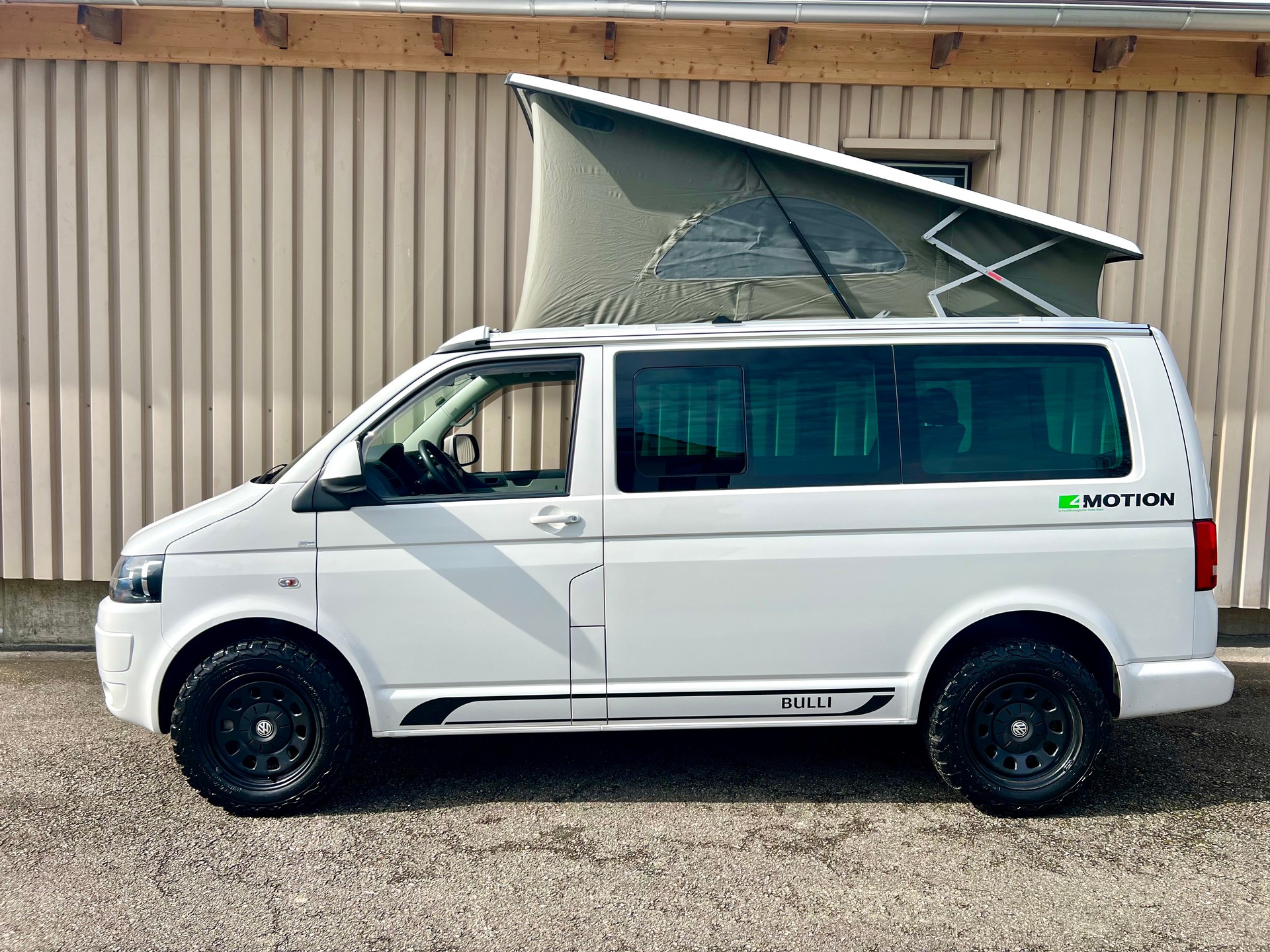 VW T5 California 2.0 TDI Beach 140 PS 4Motion 3500kg "Offroad special"-image-3