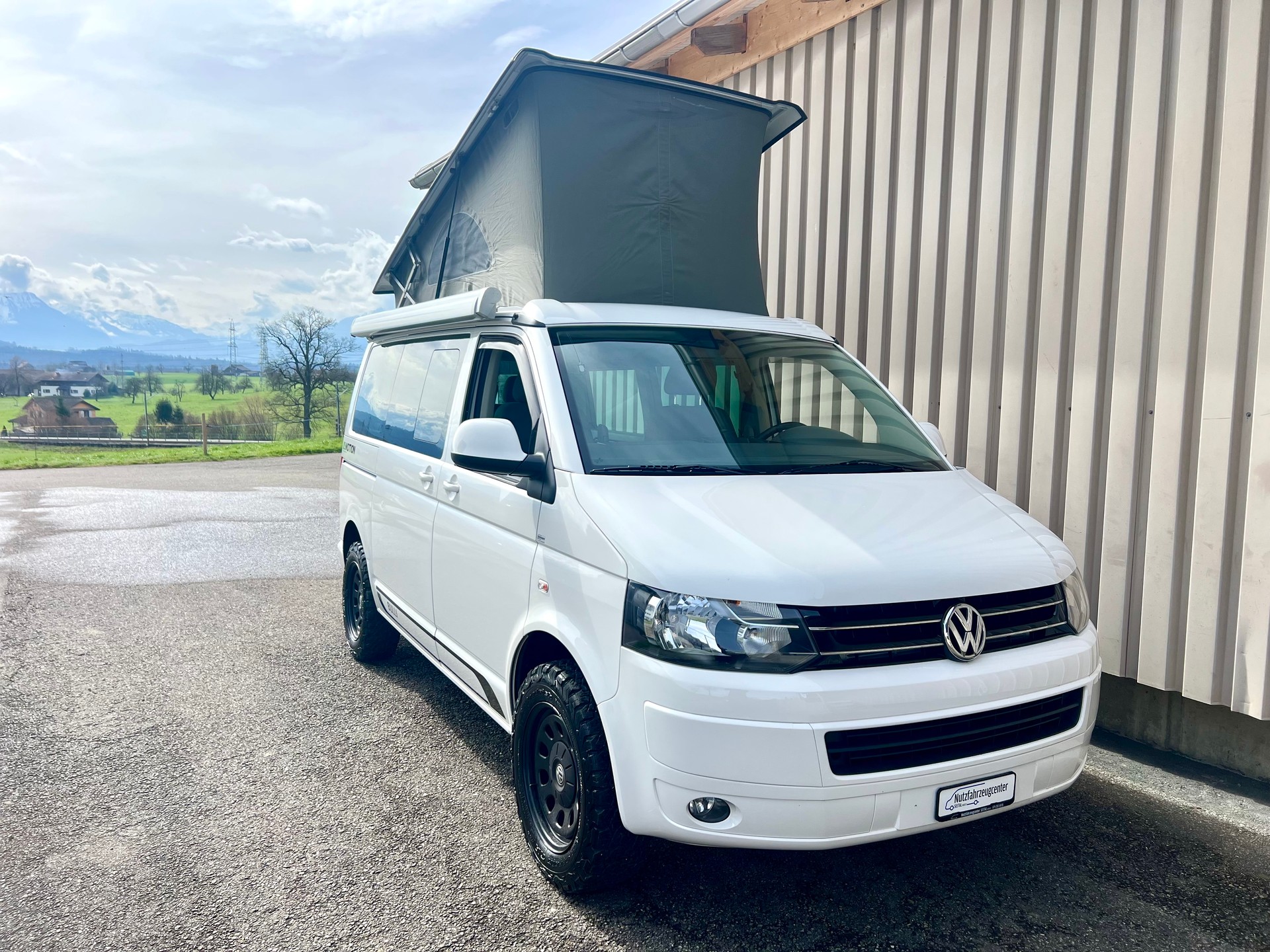 VW T5 California 2.0 TDI Beach 140 PS 4Motion 3500kg "Offroad special"-image-1