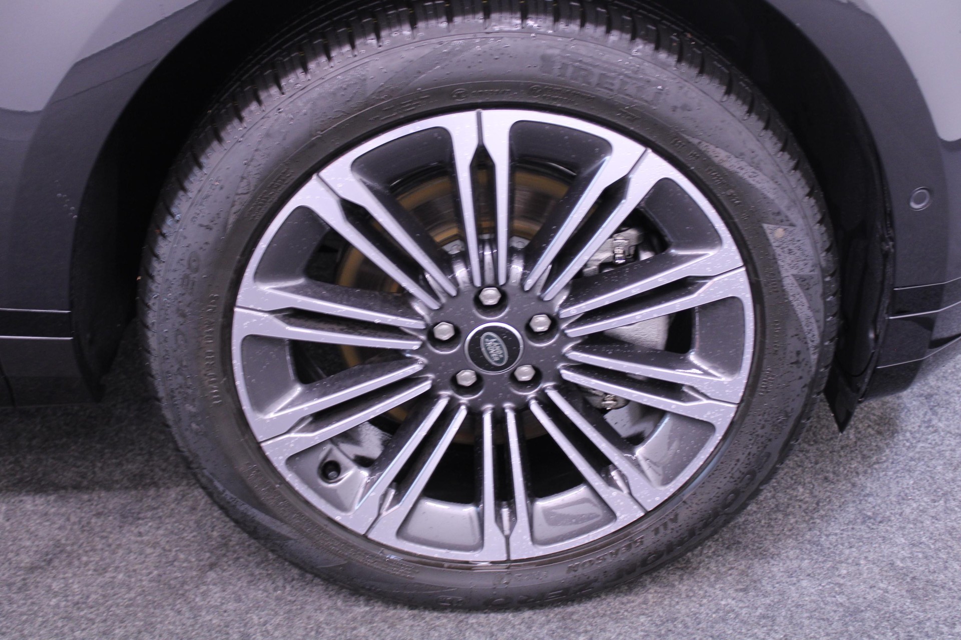 LAND ROVER Range Rover Evoque 1.5 T 270e Dynamic HSE-image-5