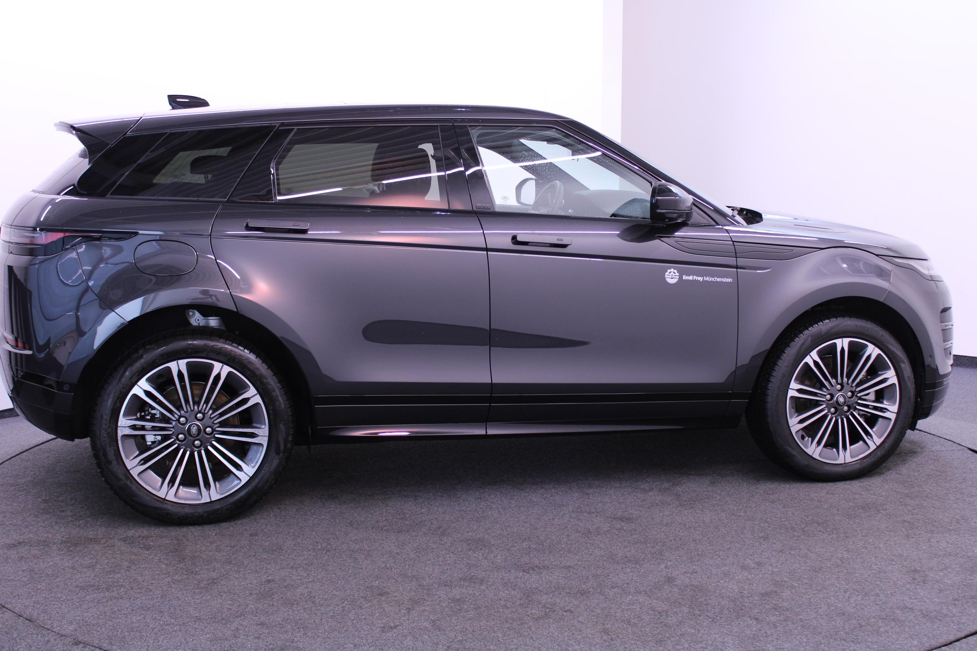 LAND ROVER Range Rover Evoque 1.5 T 270e Dynamic HSE-image-2