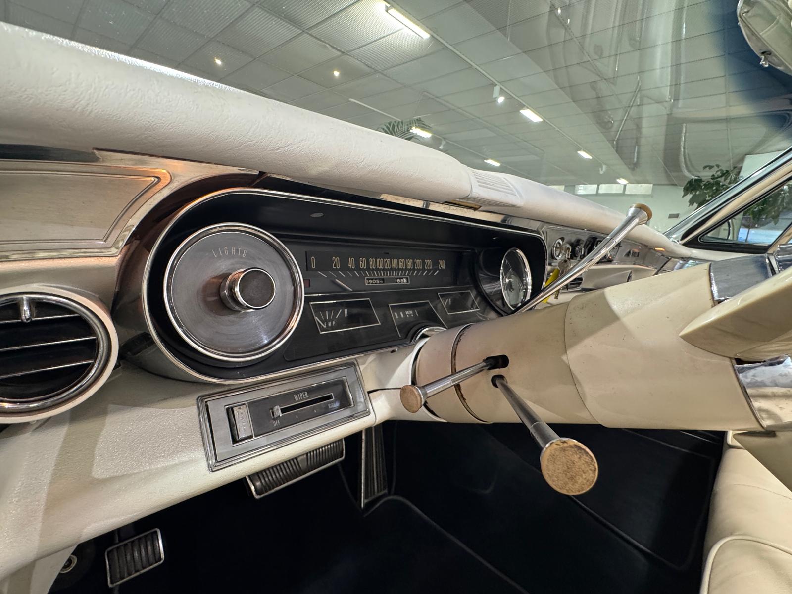 CADILLAC DEVILLE-image-14