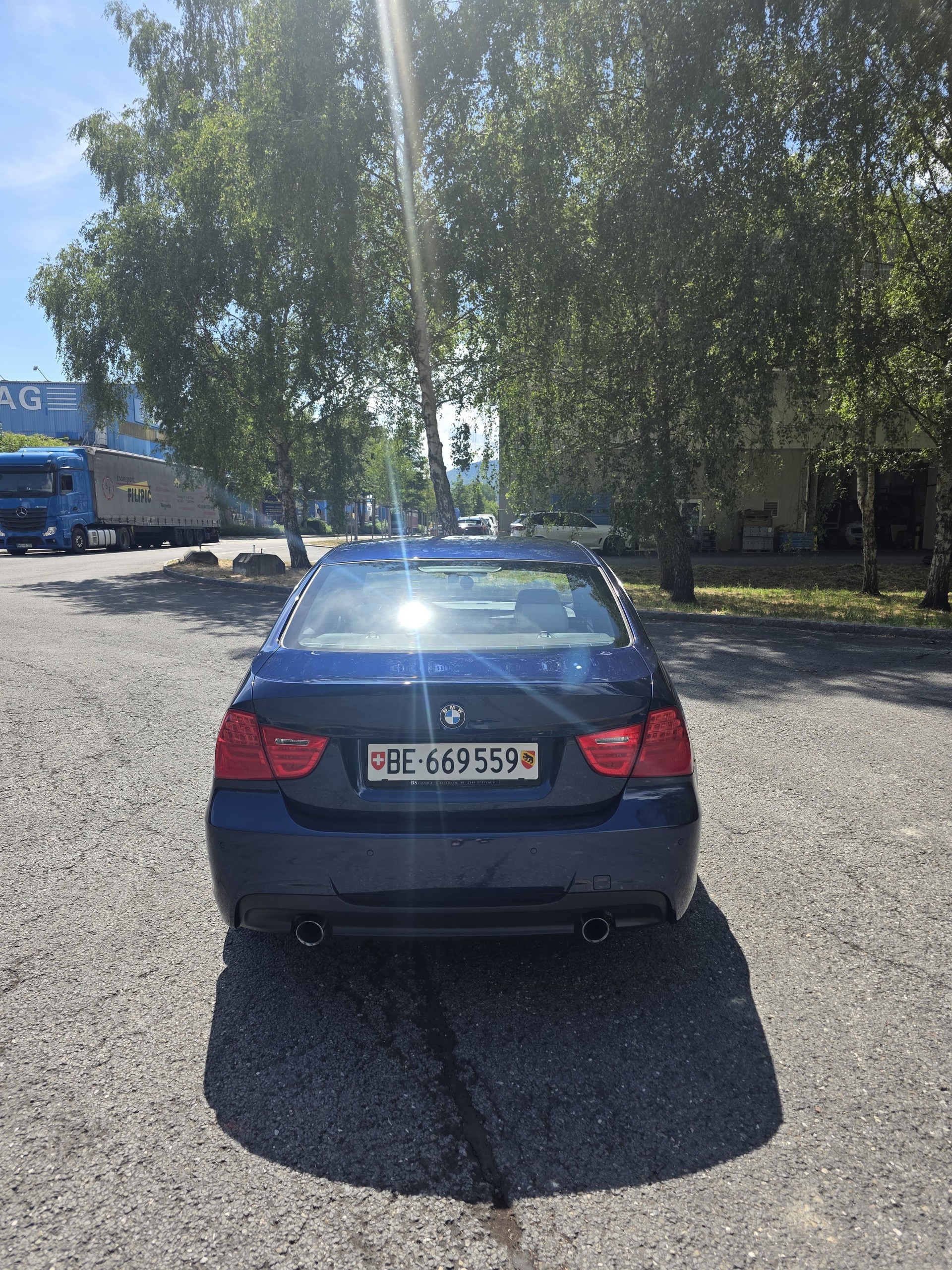 BMW 335i x-Drive Steptronic-image-4