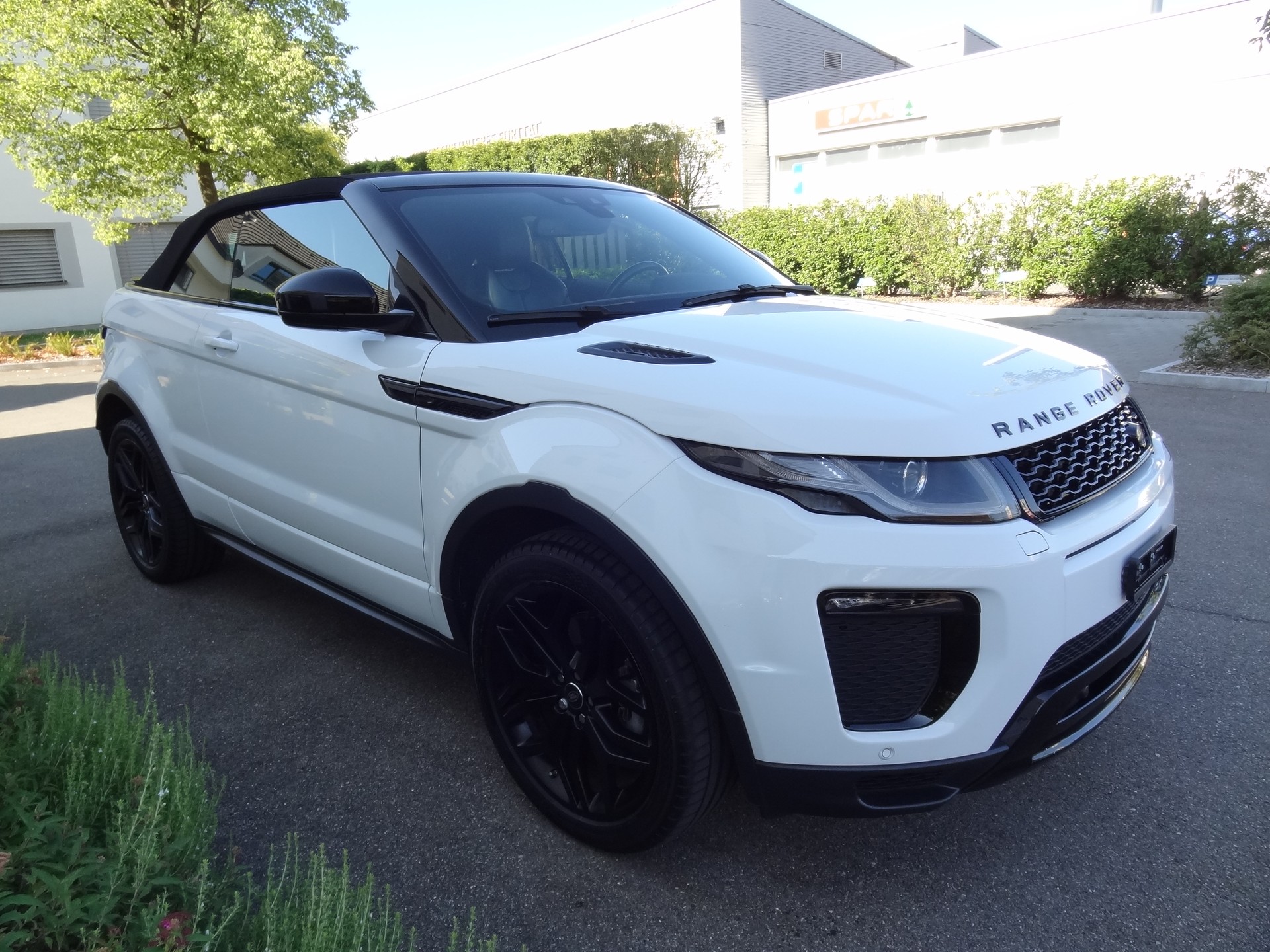 LAND ROVER Range Rover Evoque Conver. 2.0 TD4 HSE Dynamic AT9-image-5