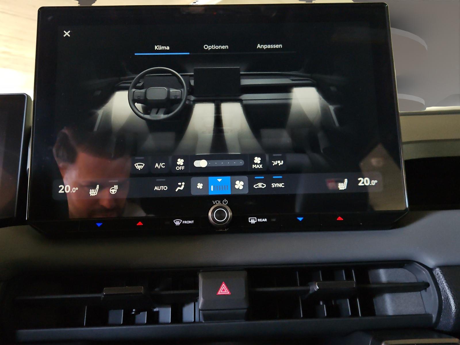 TOYOTA RAV4 2.5 Plug-In-Hybrid GR Sport-image-22