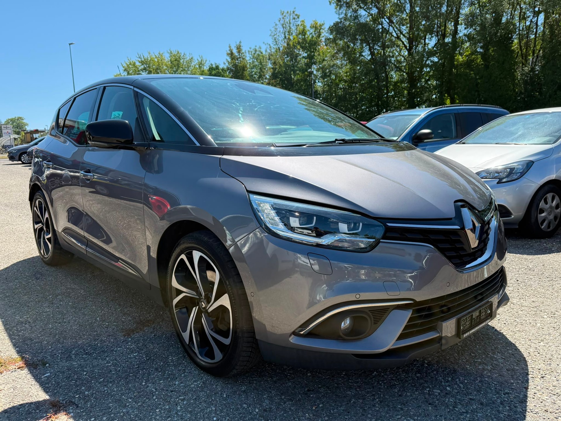 RENAULT Scénic 1.3 16V Turbo Intens EDC-image-2