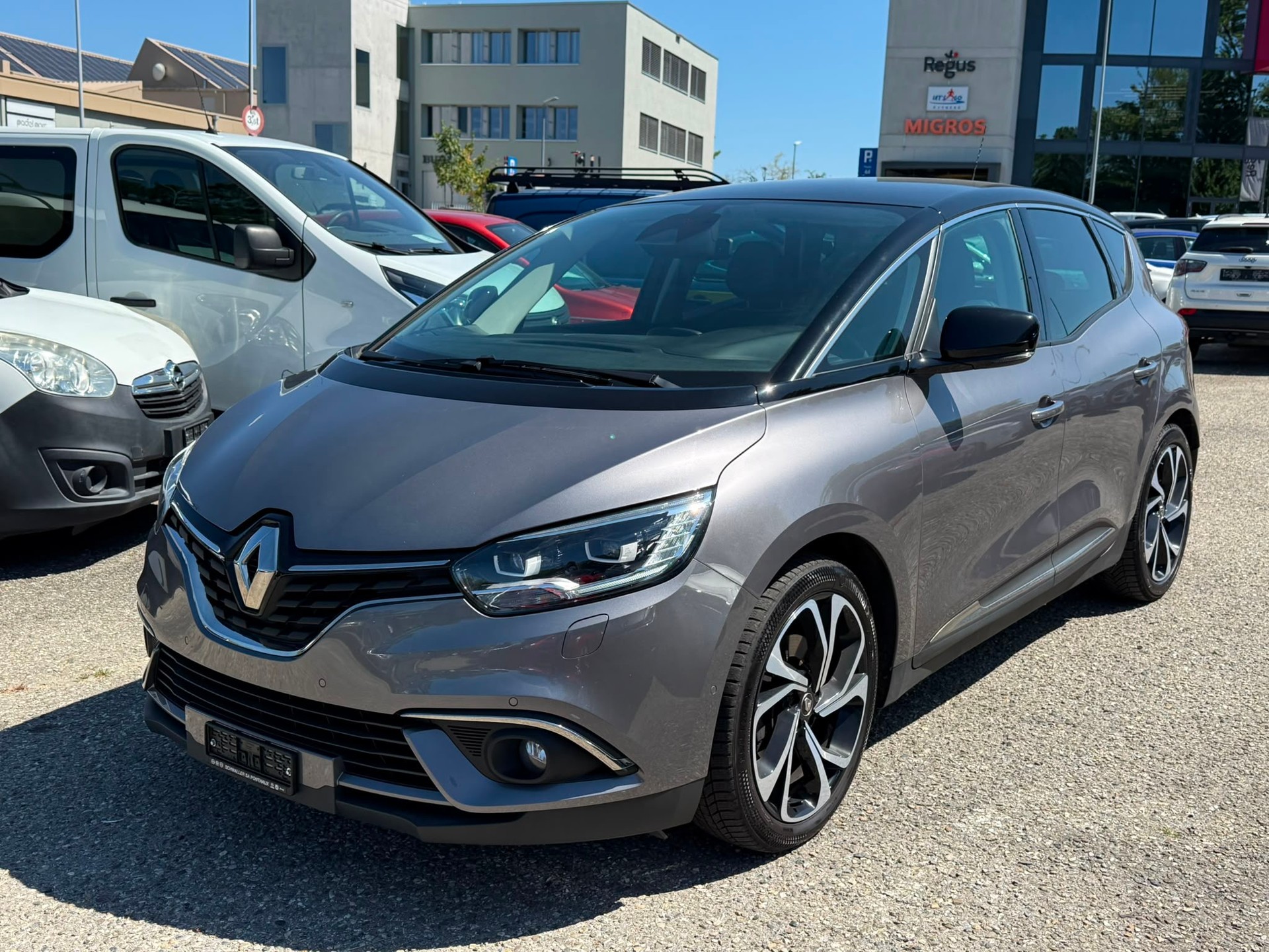 RENAULT Scénic 1.3 16V Turbo Intens EDC-image-6