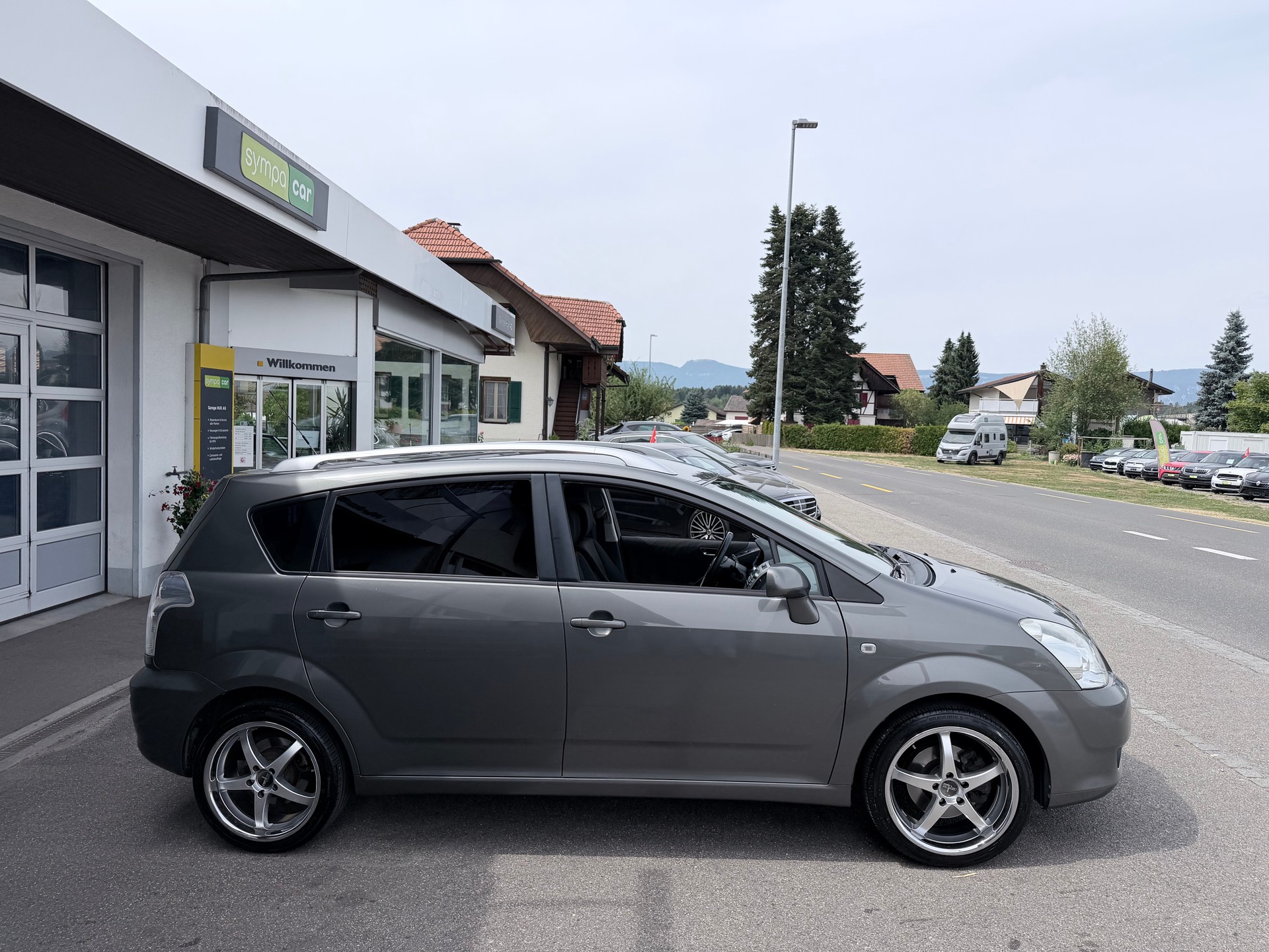 TOYOTA Corolla Verso 1.8 Linea Sol+++AUTOMAT+++7-PLATZ+++ALUFELGEN+++-image-3