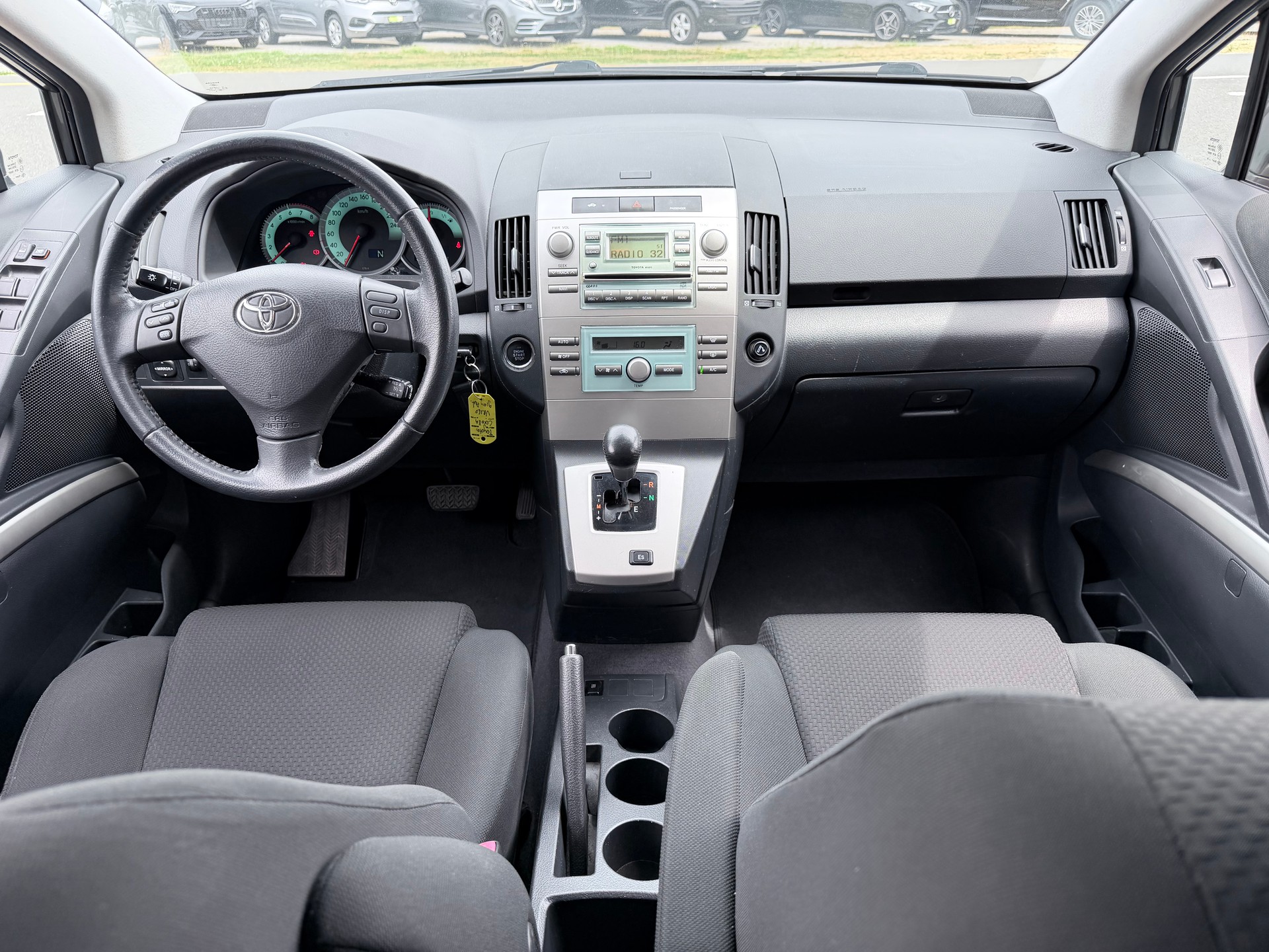 TOYOTA Corolla Verso 1.8 Linea Sol+++AUTOMAT+++7-PLATZ+++ALUFELGEN+++-image-5