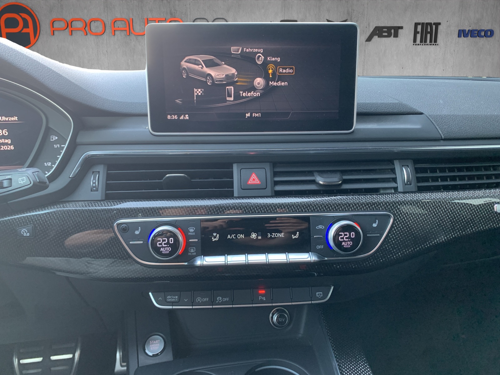 AUDI S4 Avant 3.0 TFSI quattro tiptronic-image-9