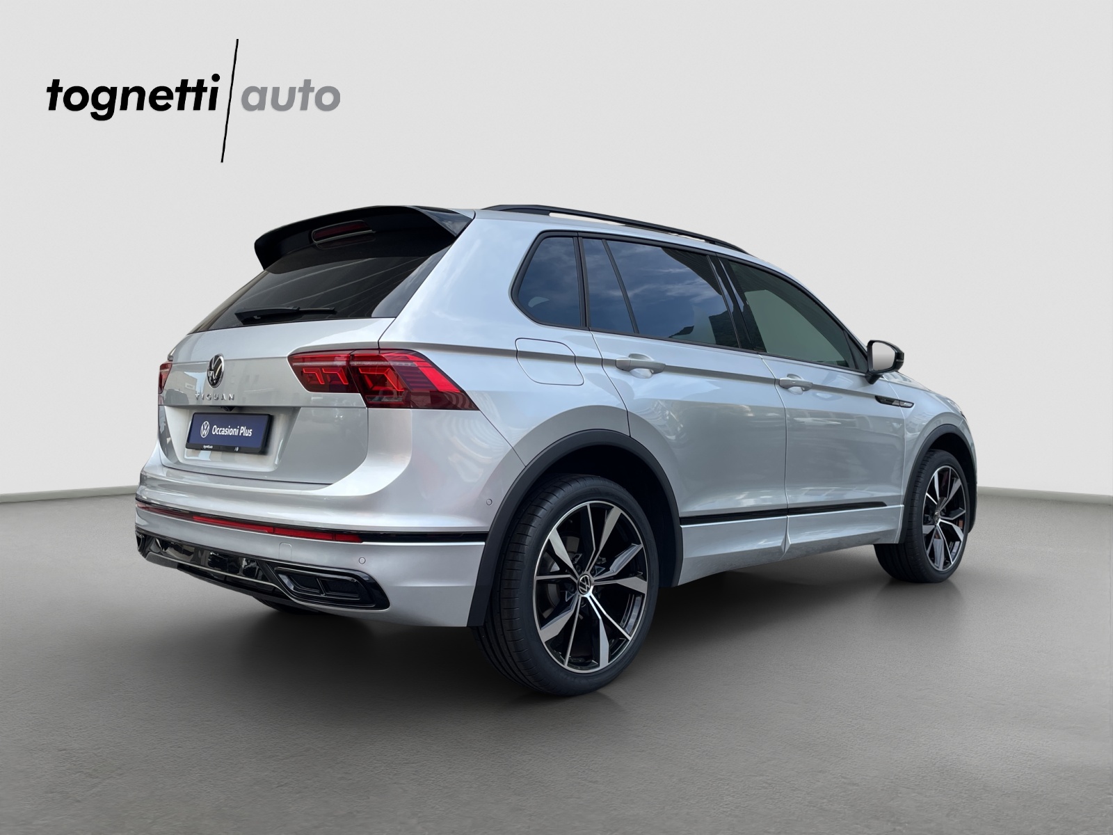VW Tiguan 2.0TSI R-Line 4Motion DSG-showroom-element-3