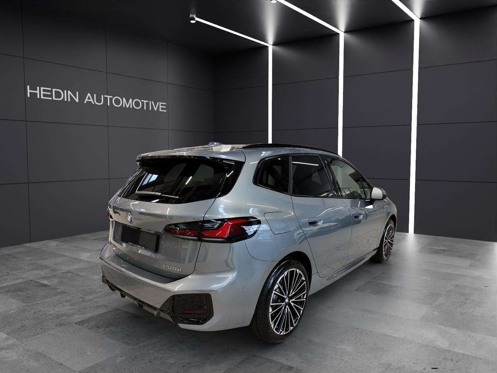 BMW 230e xDrive Active Tourer-image-18