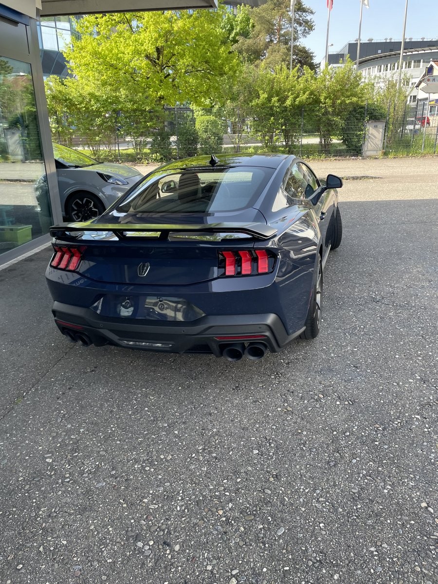 FORD Mustang Coupé 5.0 V8 Dark Horse-image-19