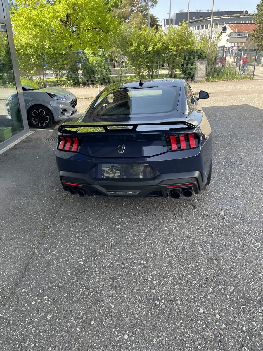 FORD Mustang Coupé 5.0 V8 Dark Horse-image-18