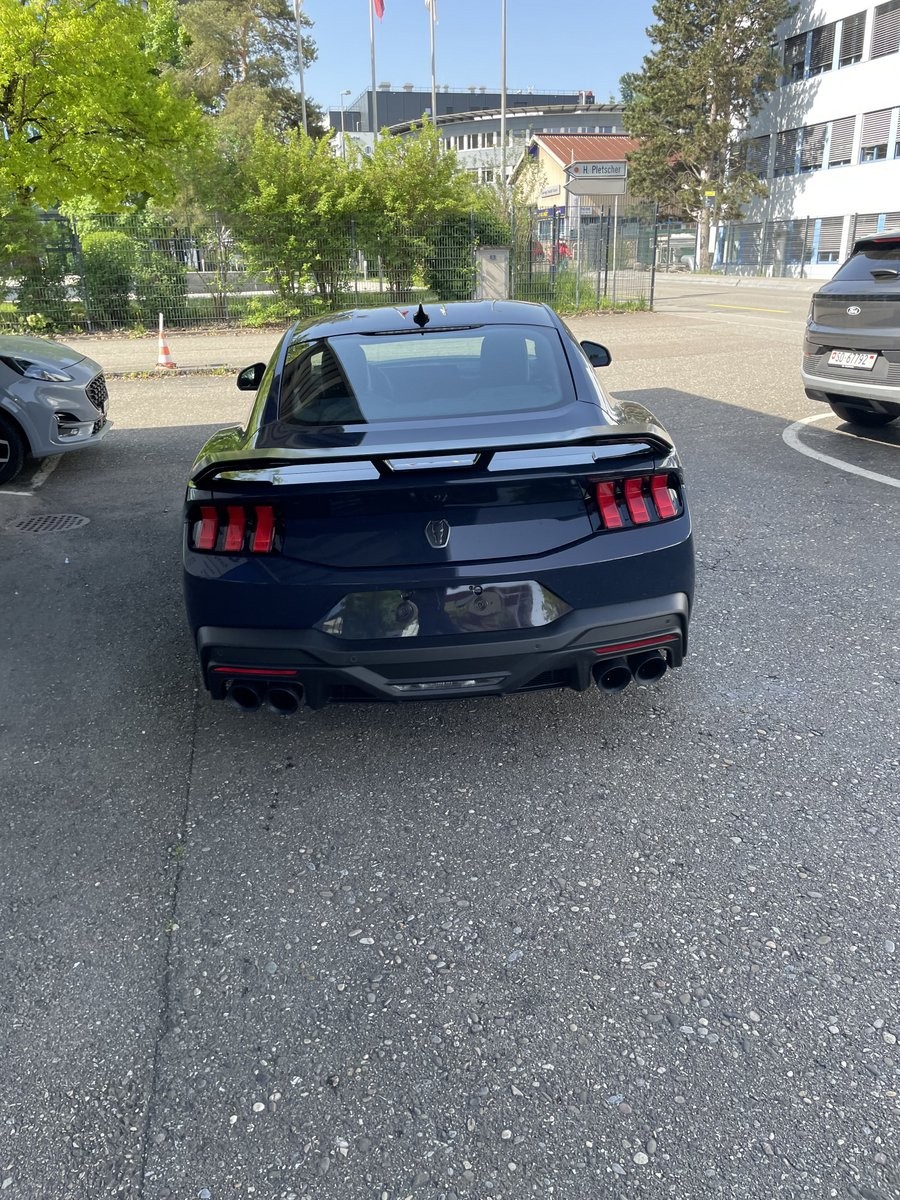 FORD Mustang Coupé 5.0 V8 Dark Horse-image-17