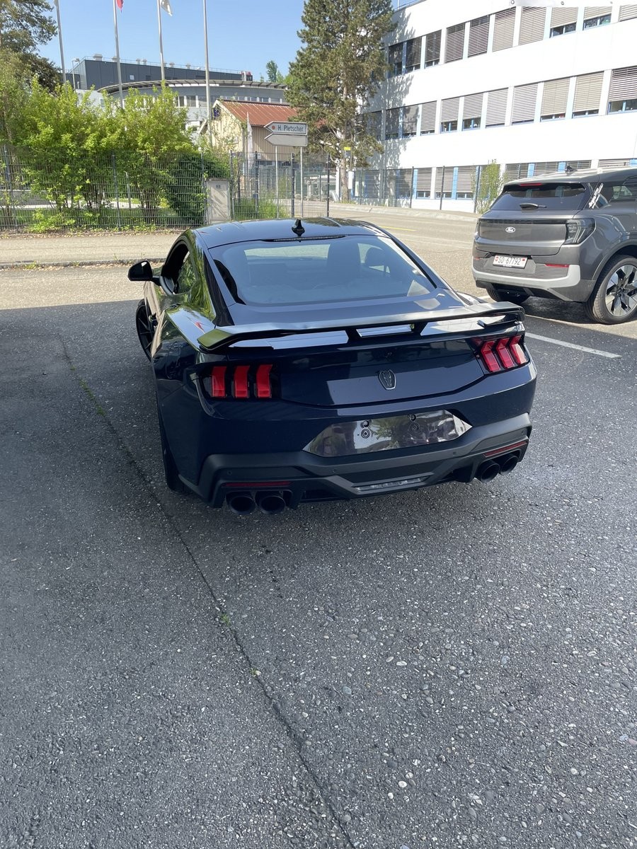 FORD Mustang Coupé 5.0 V8 Dark Horse-image-15