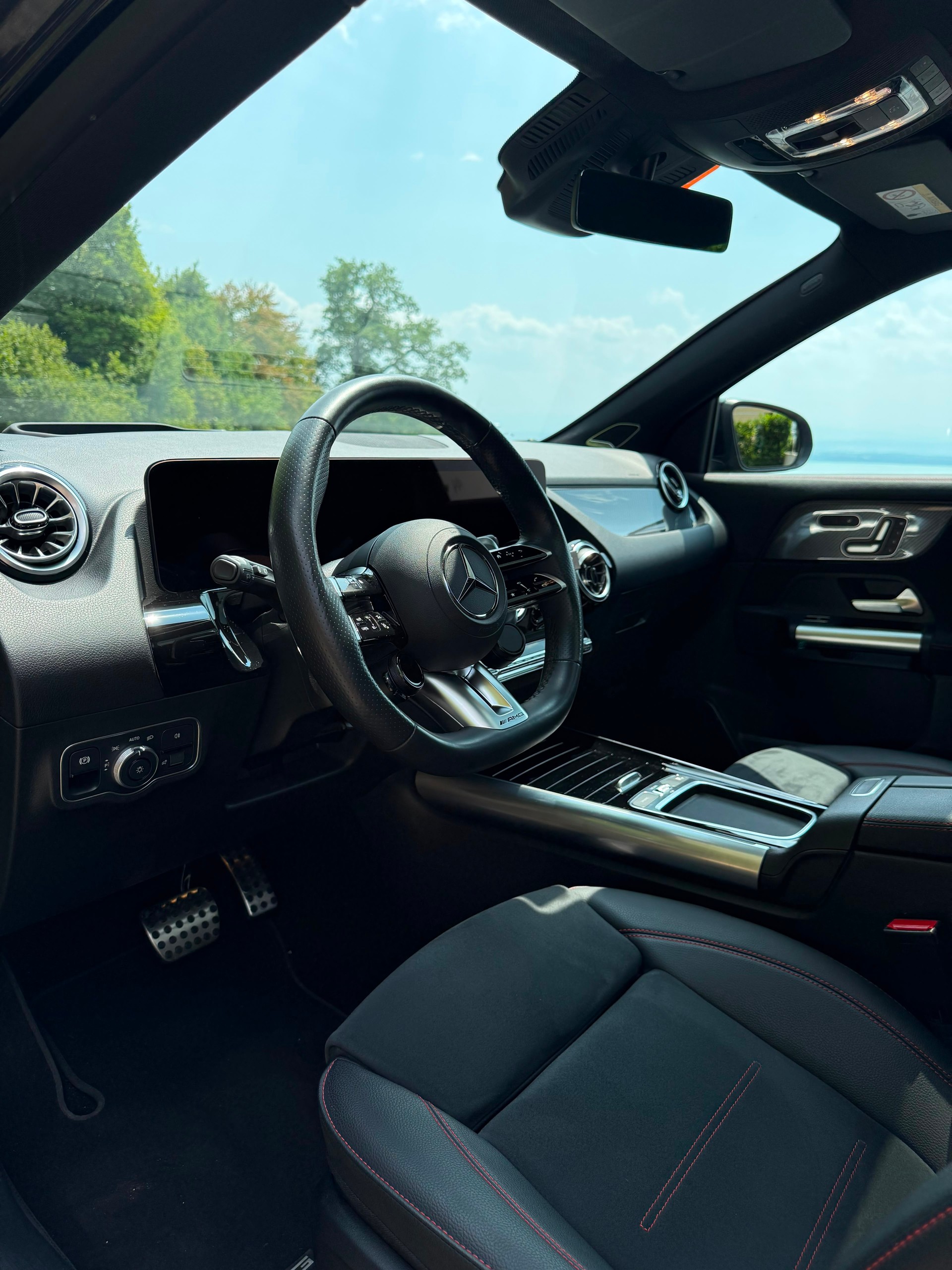 MERCEDES-BENZ GLA35 AMG 4Matic-image-9