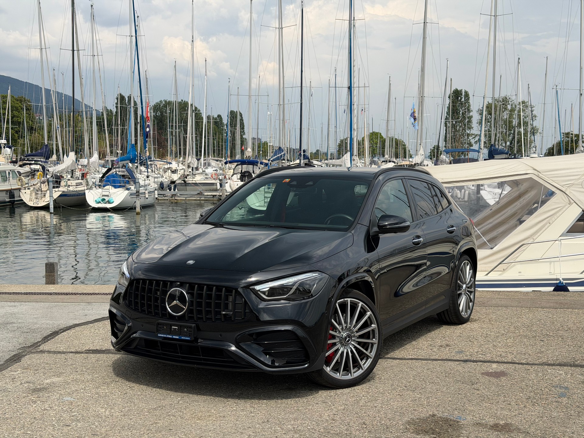 MERCEDES-BENZ GLA35 AMG 4Matic-image-4