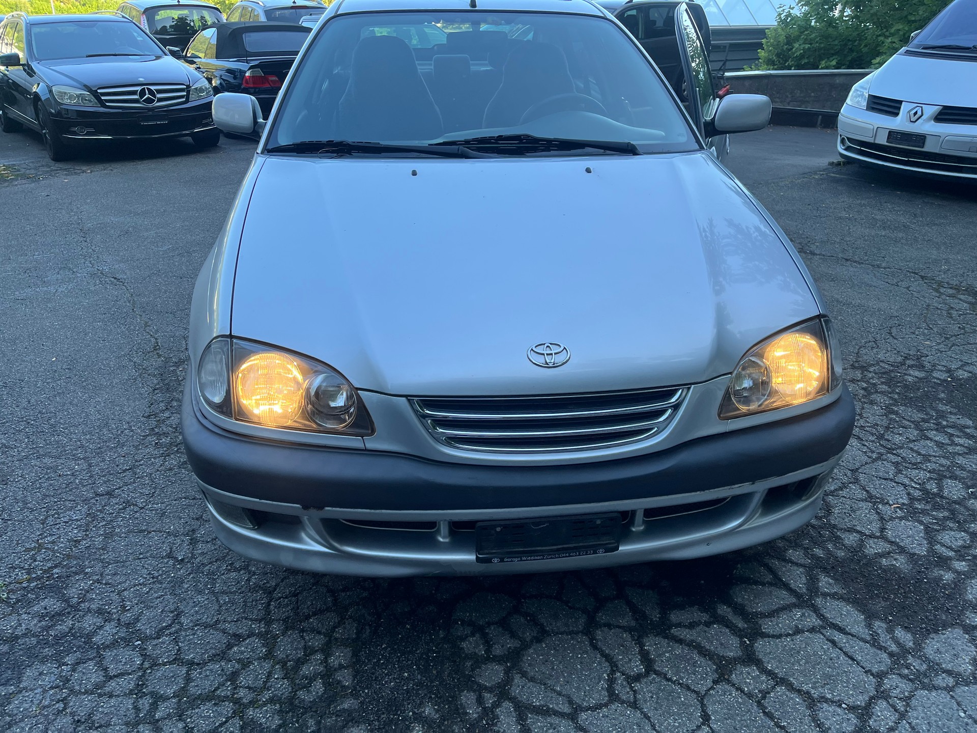 TOYOTA Avensis 2.0 Linea Sol Liftback-image-0