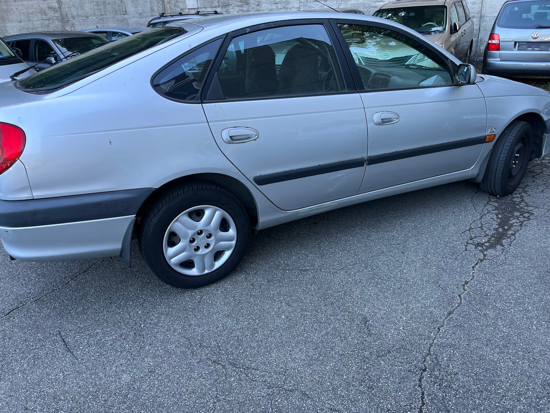 TOYOTA Avensis 2.0 Linea Sol Liftback-image-5