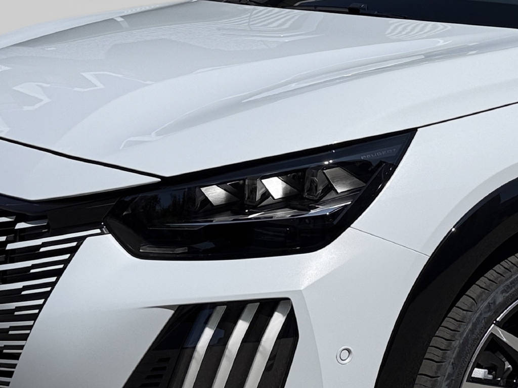 PEUGEOT 208 Hybrid 145 e-DCS6 GT Exclusive-showroom-element-2