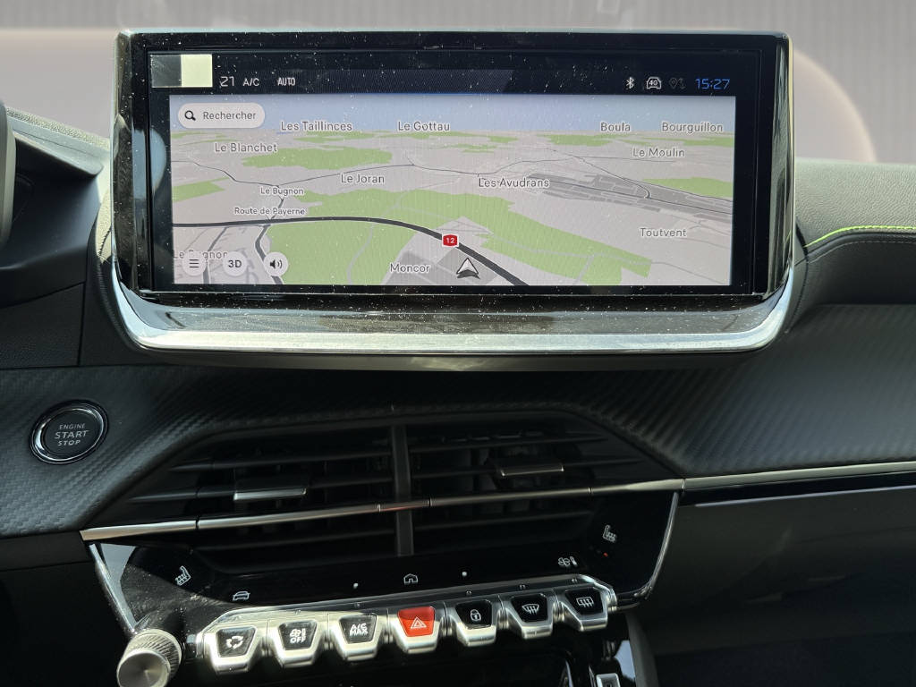 PEUGEOT 208 Hybrid 145 e-DCS6 GT Exclusive-image-9