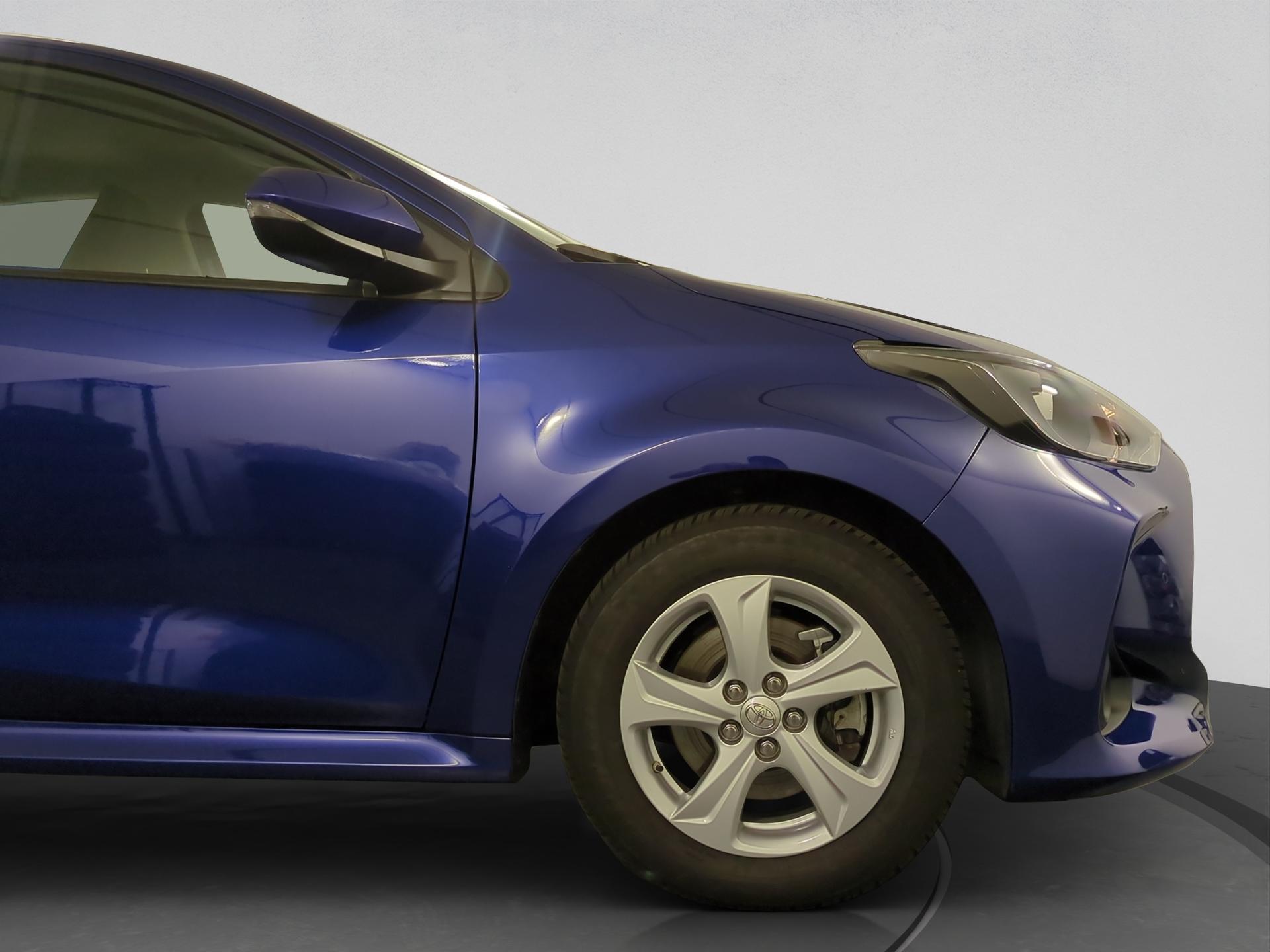 TOYOTA Yaris 1.5 Trend e-CVT-image-17