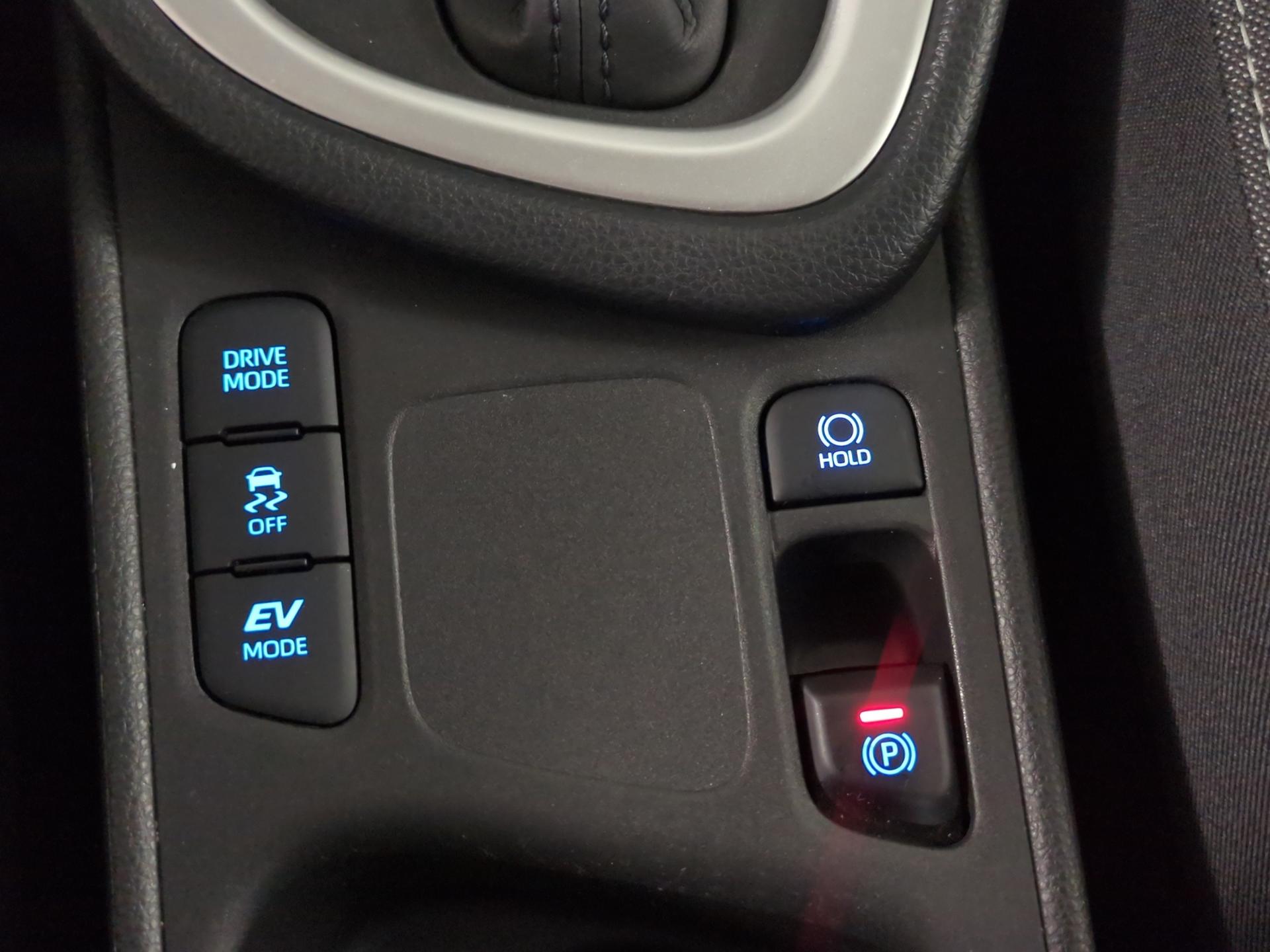 TOYOTA Yaris 1.5 Trend e-CVT-image-24