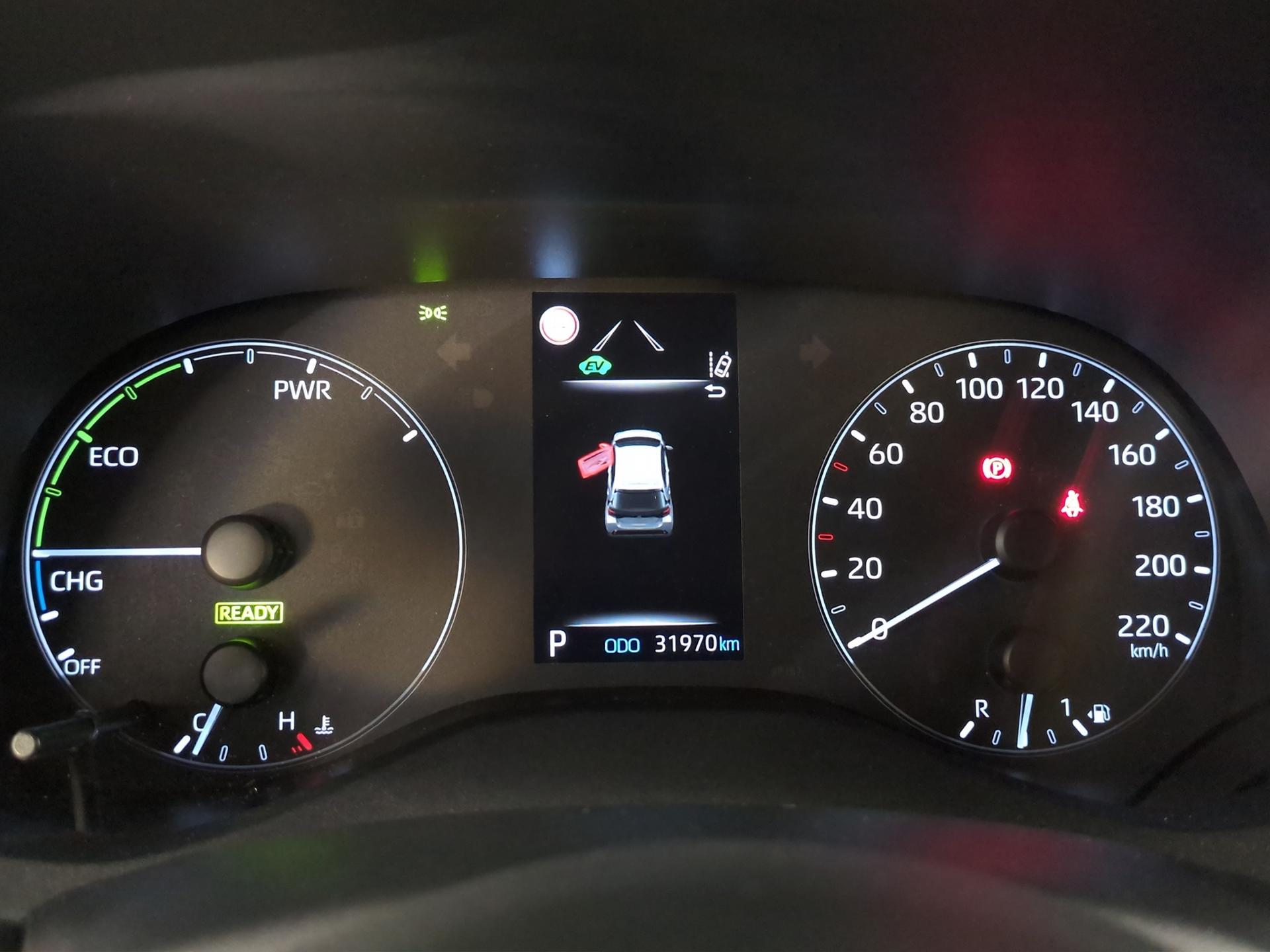 TOYOTA Yaris 1.5 Trend e-CVT-image-10