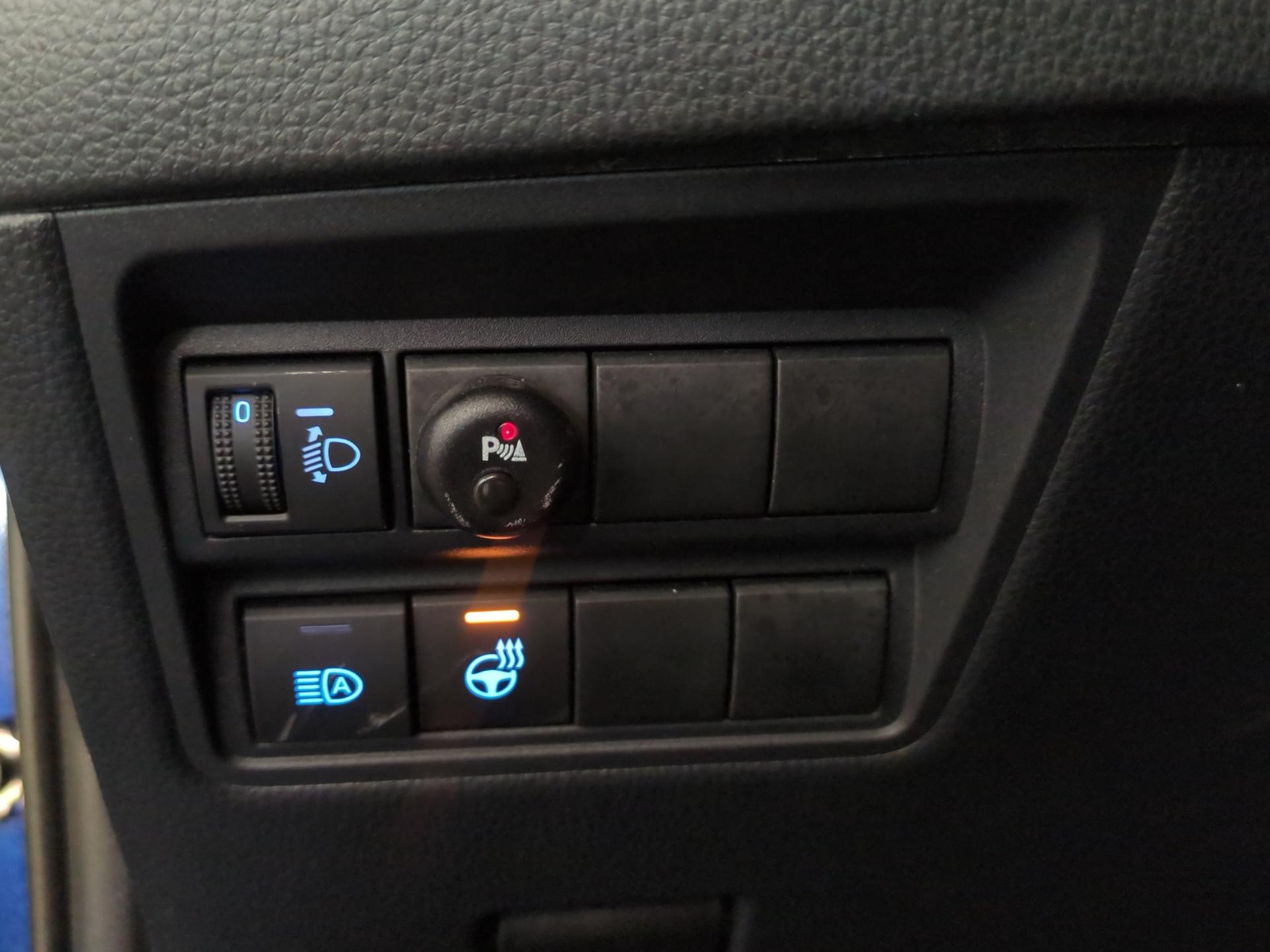 TOYOTA Yaris 1.5 Trend e-CVT-image-20